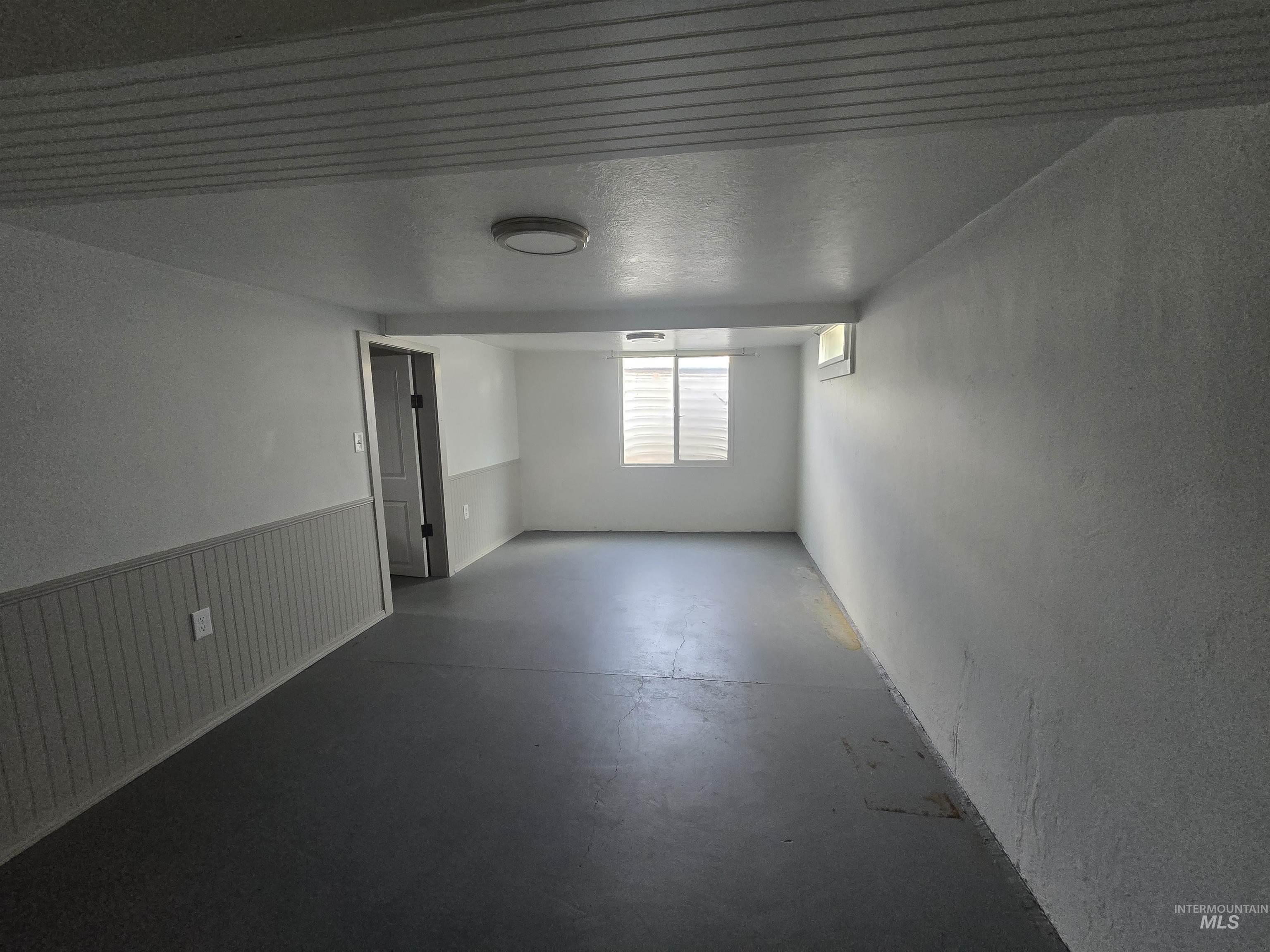 725 Oregon St. Property Photo 27