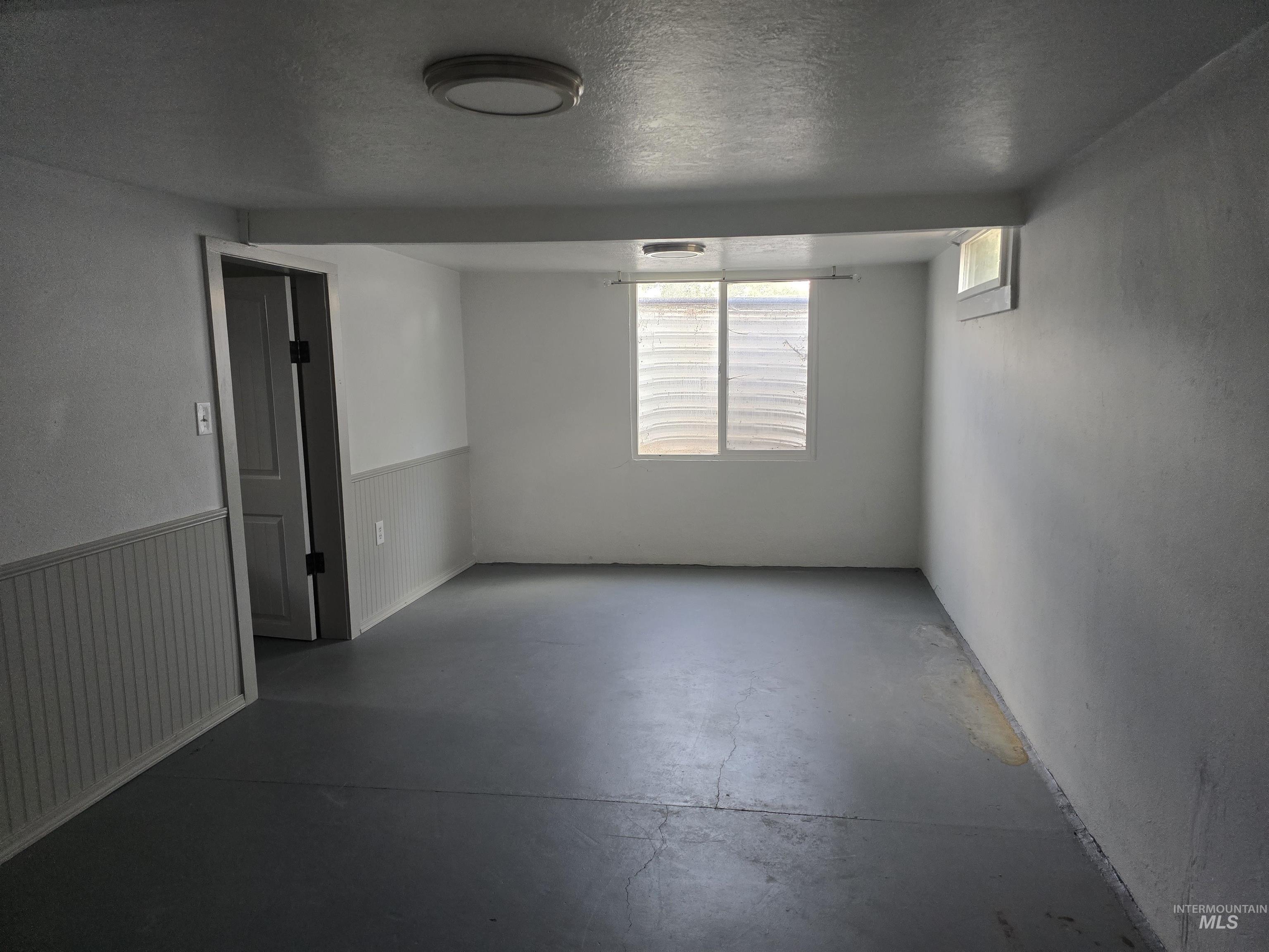 725 Oregon St. Property Photo 28