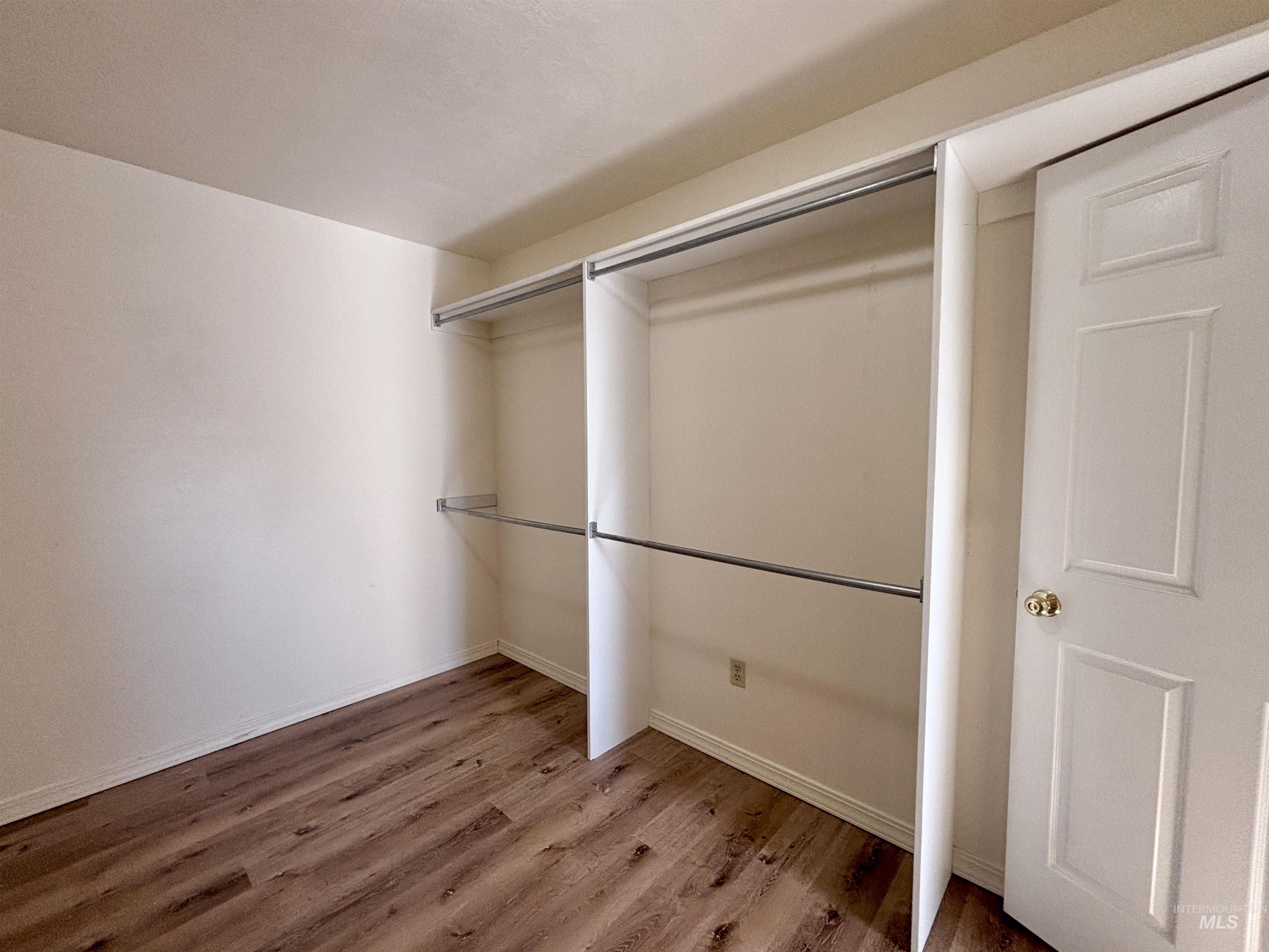 1047 E 2700 S Property Photo 26