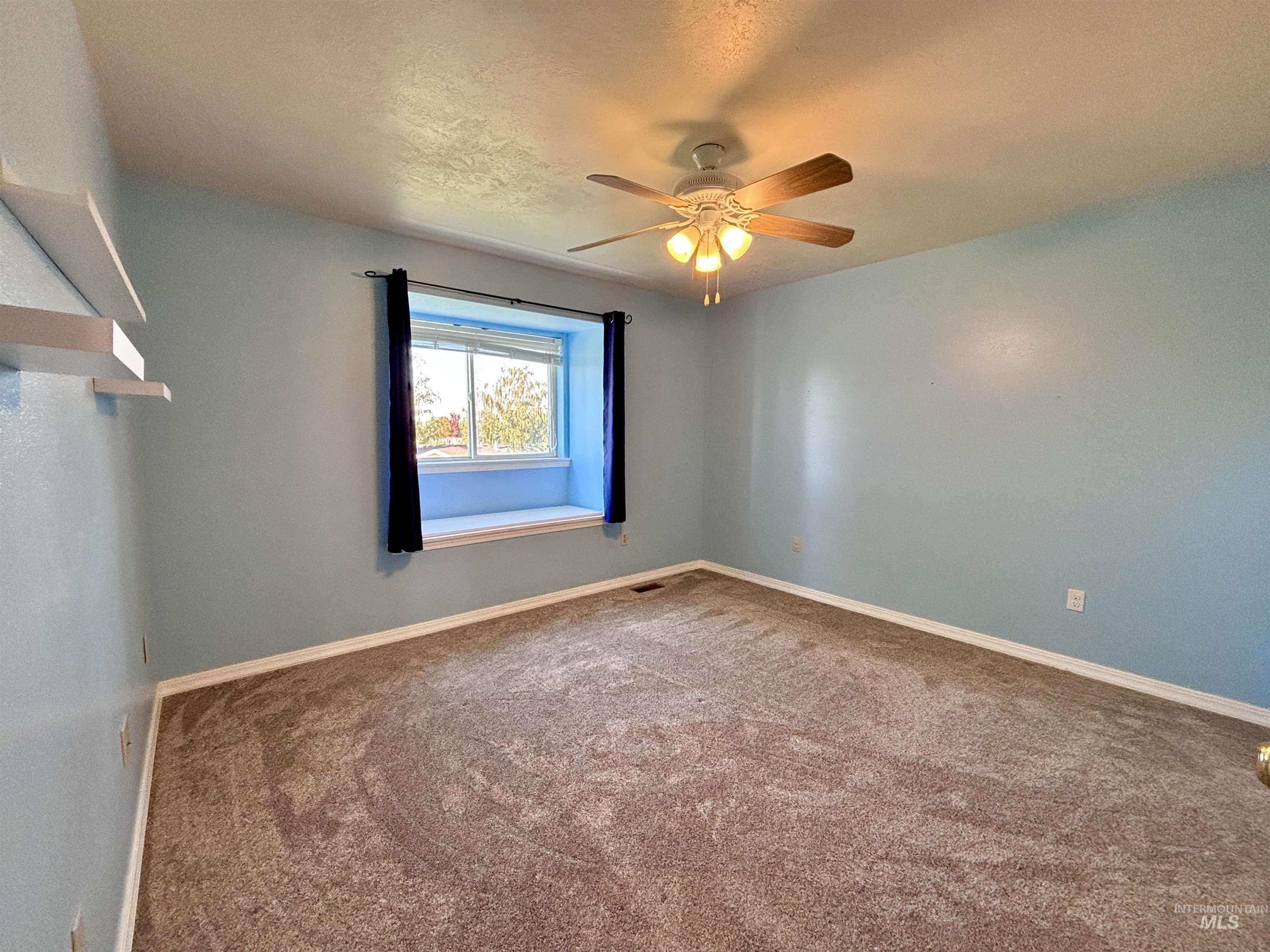 1047 E 2700 S Property Photo 29