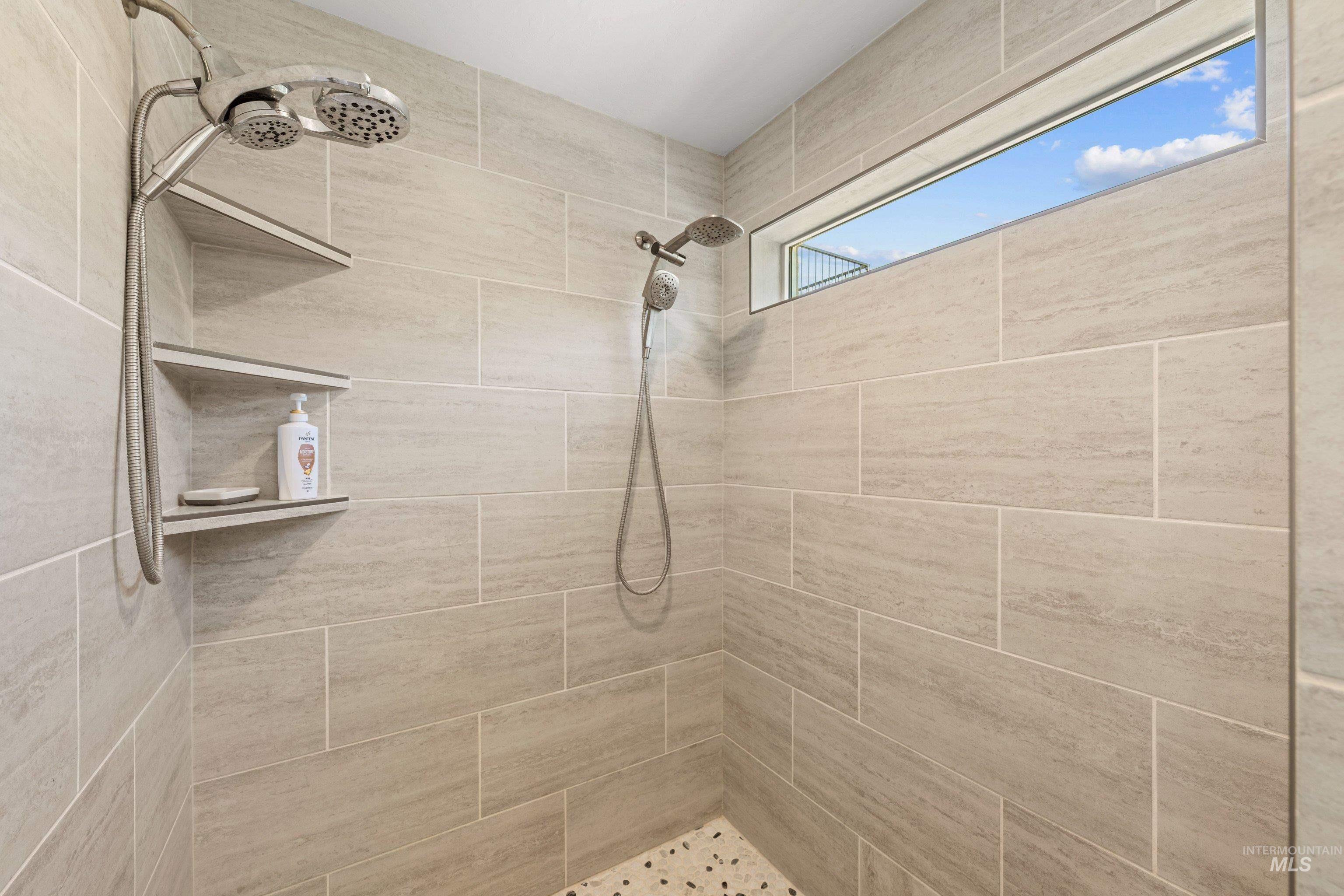 5855 Joe Lane Property Photo 16