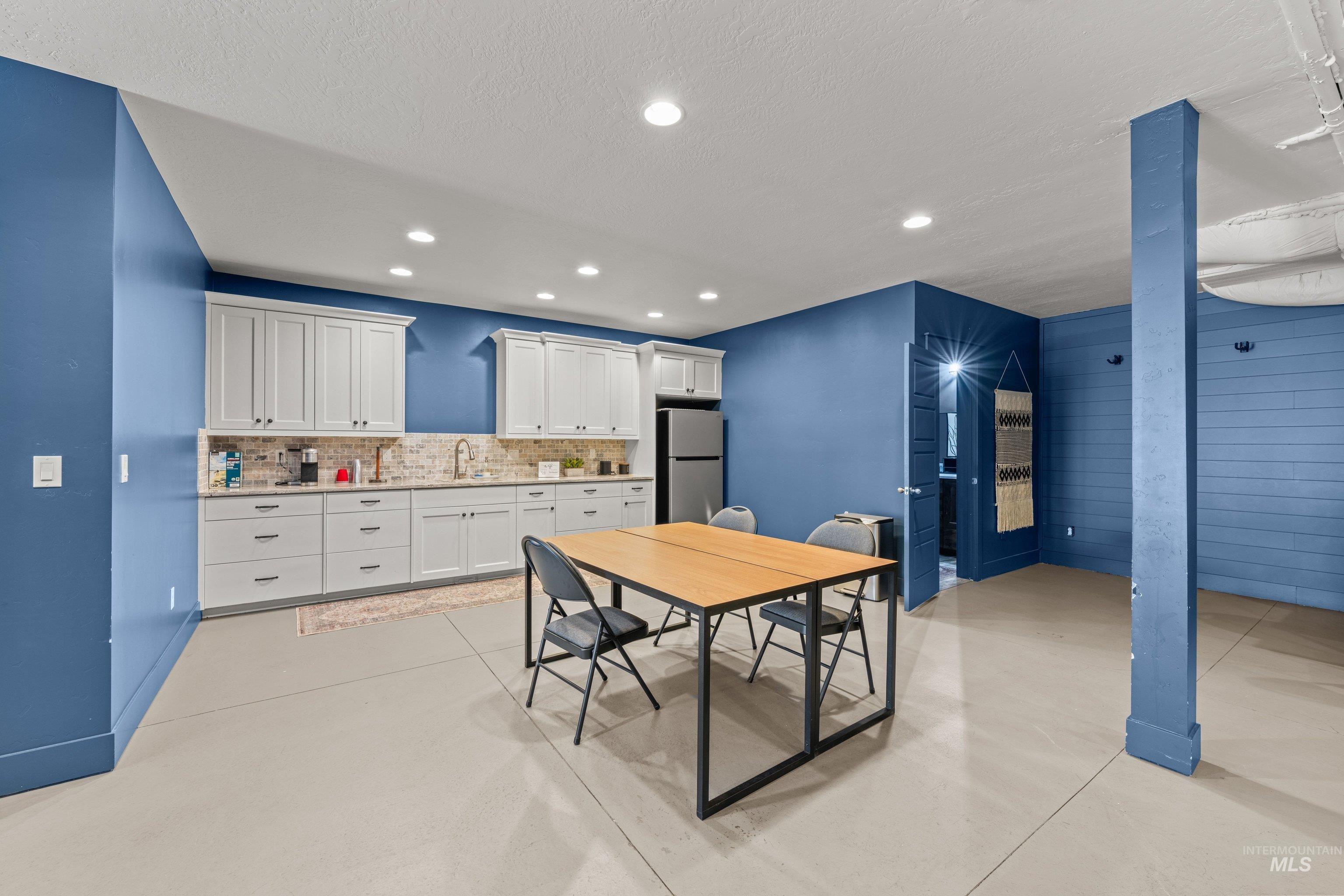 5855 Joe Lane Property Photo 35
