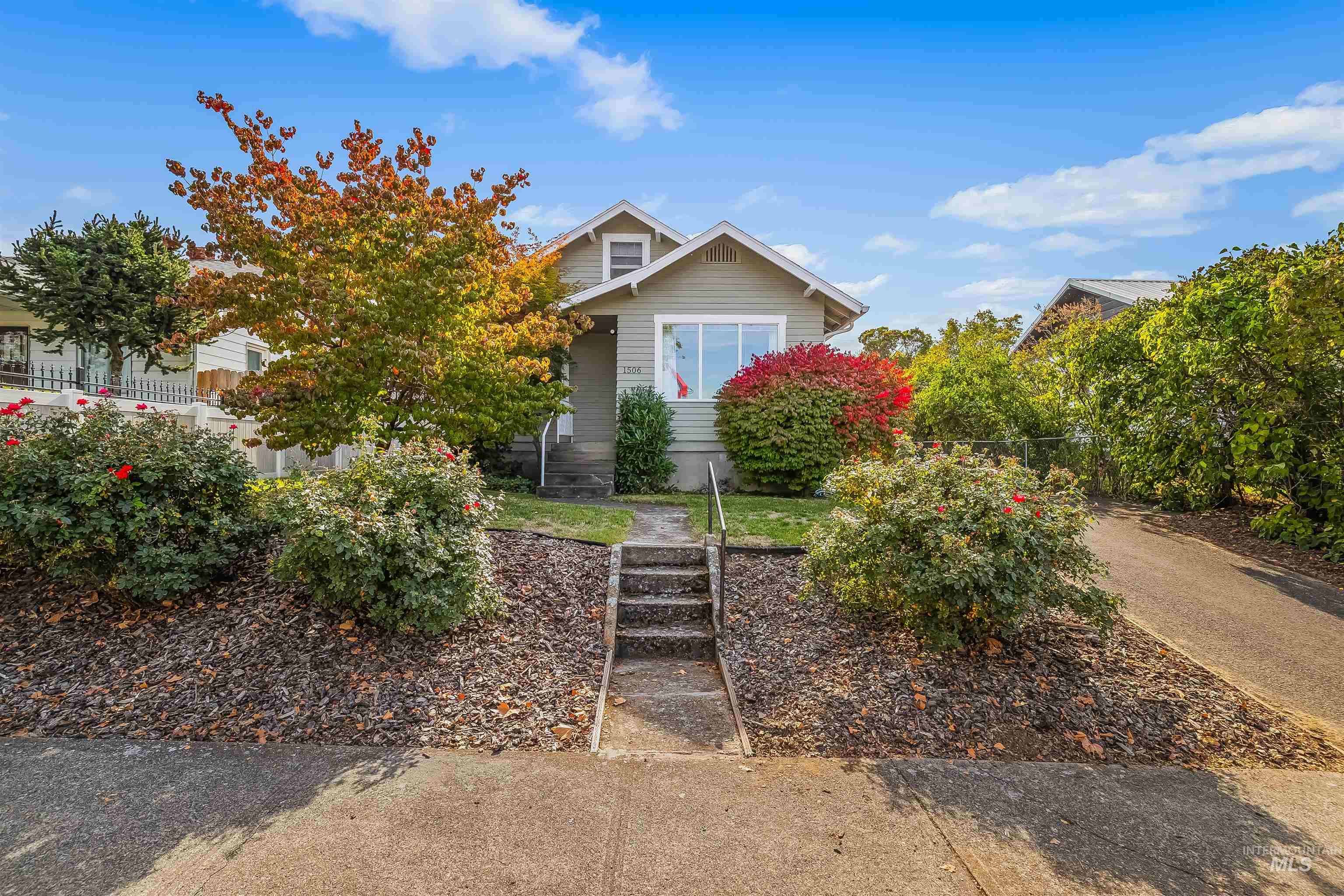 1506 13th Ave Property Photo 1
