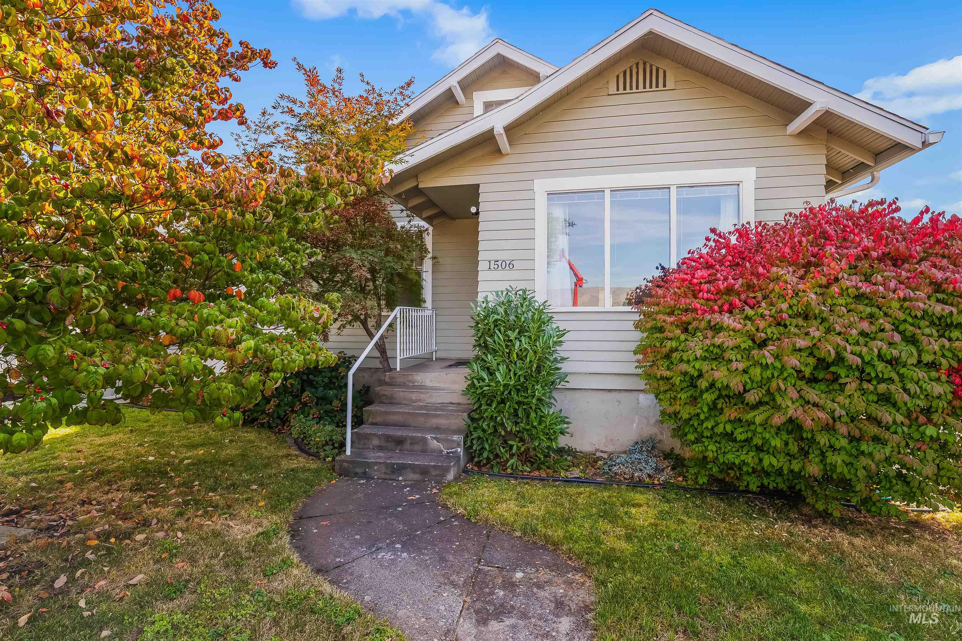 1506 13th Ave Property Photo 2