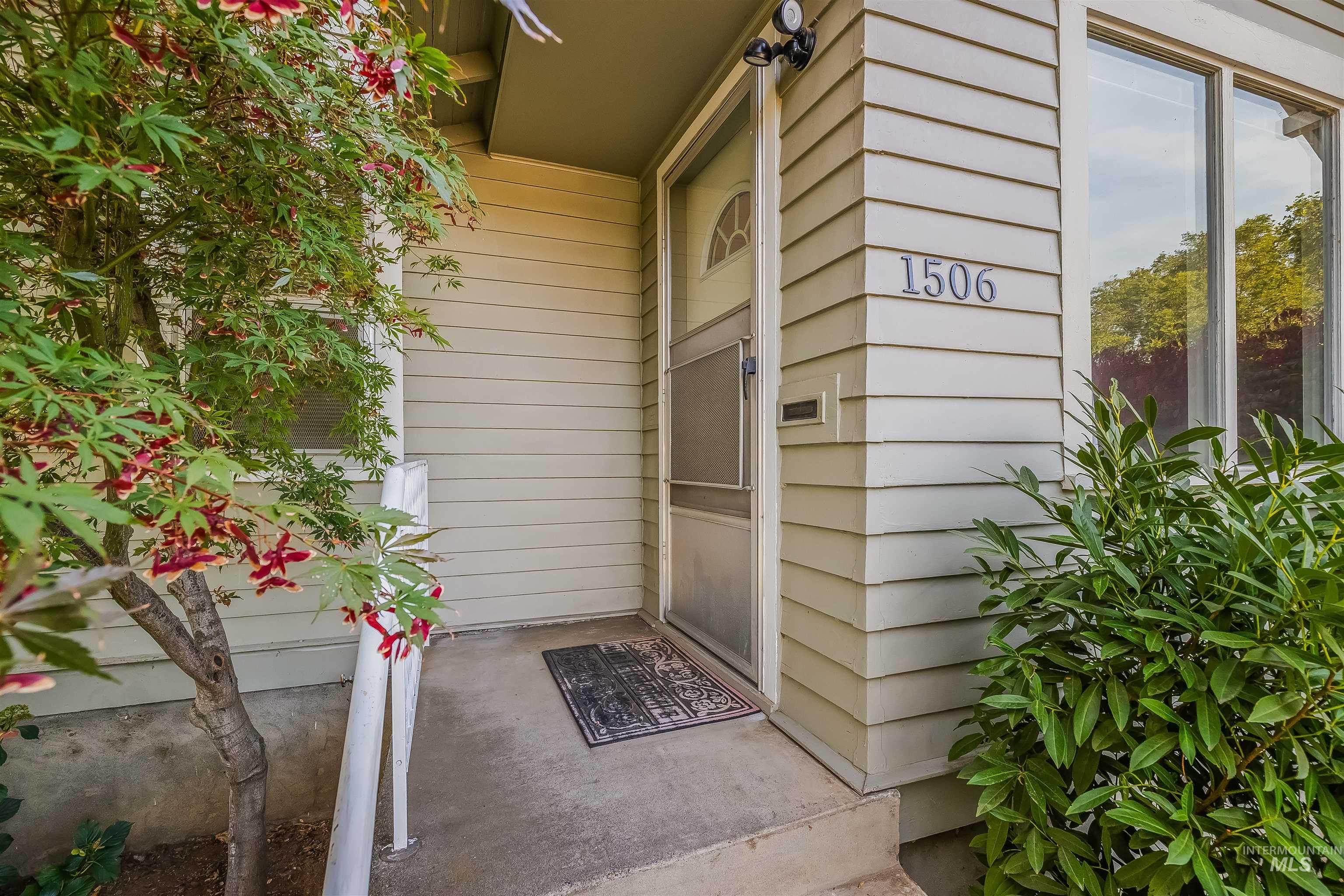 1506 13th Ave Property Photo 3