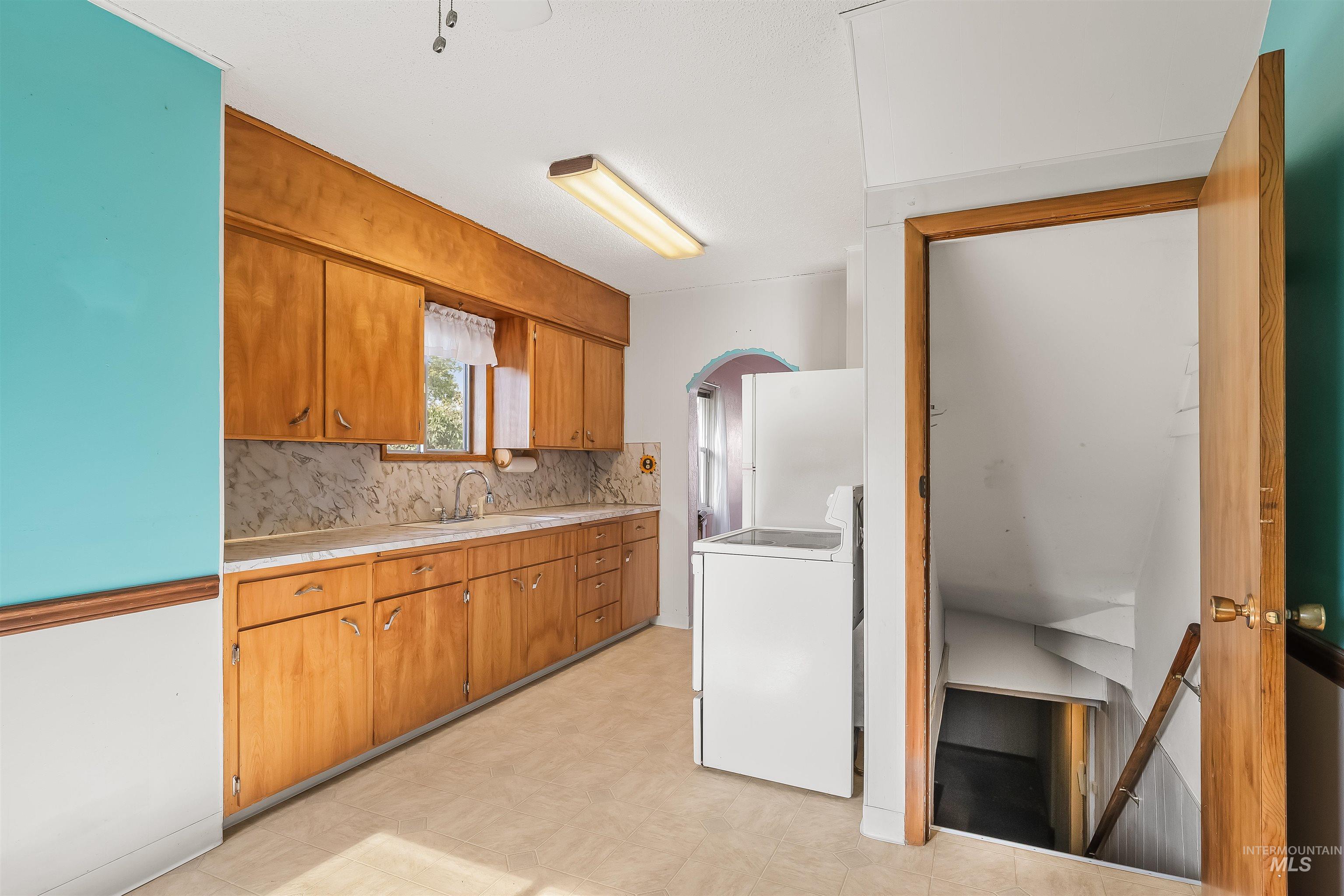 1506 13th Ave Property Photo 10