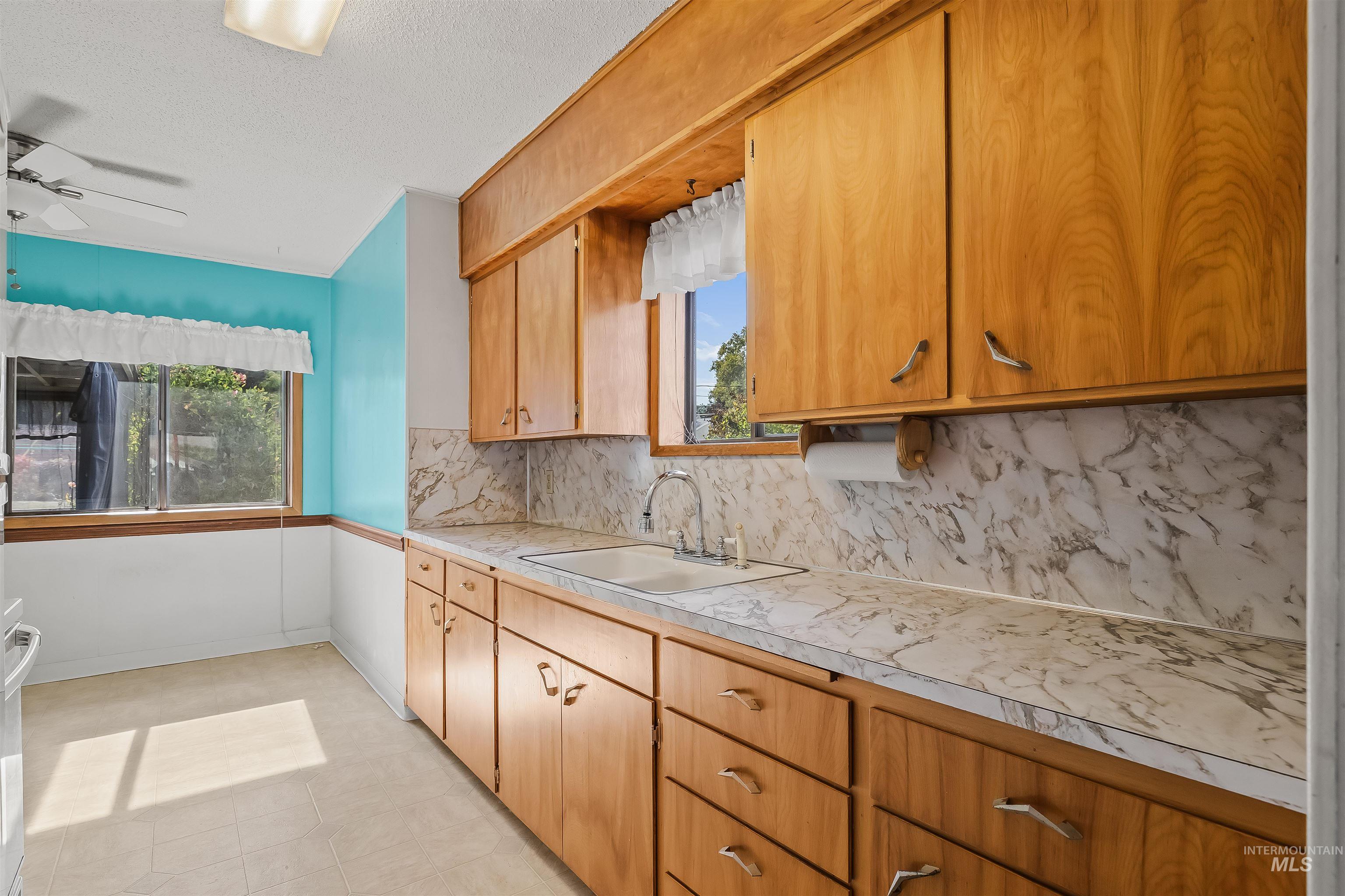 1506 13th Ave Property Photo 14