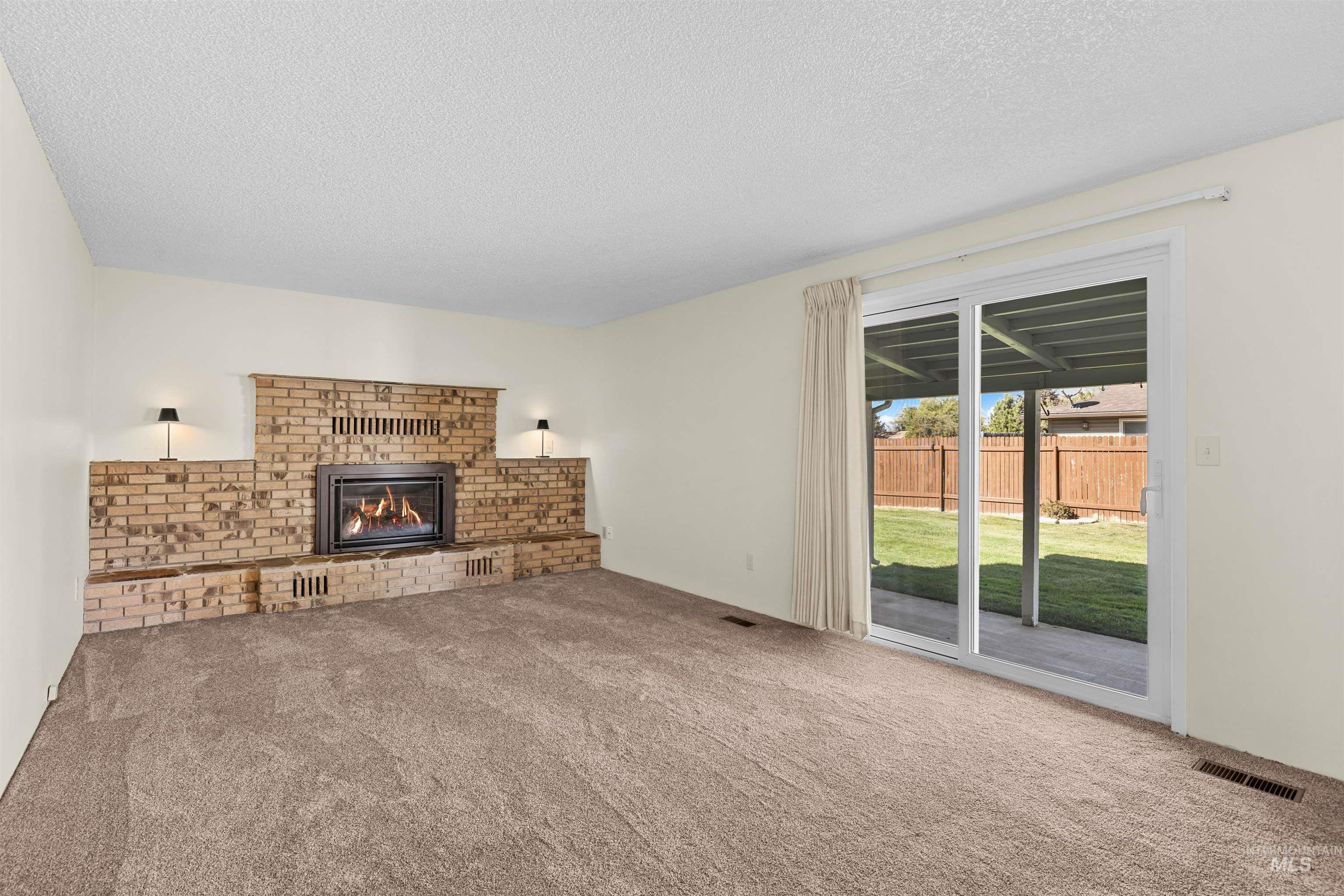7312 W Chilacot Drive Property Photo 14