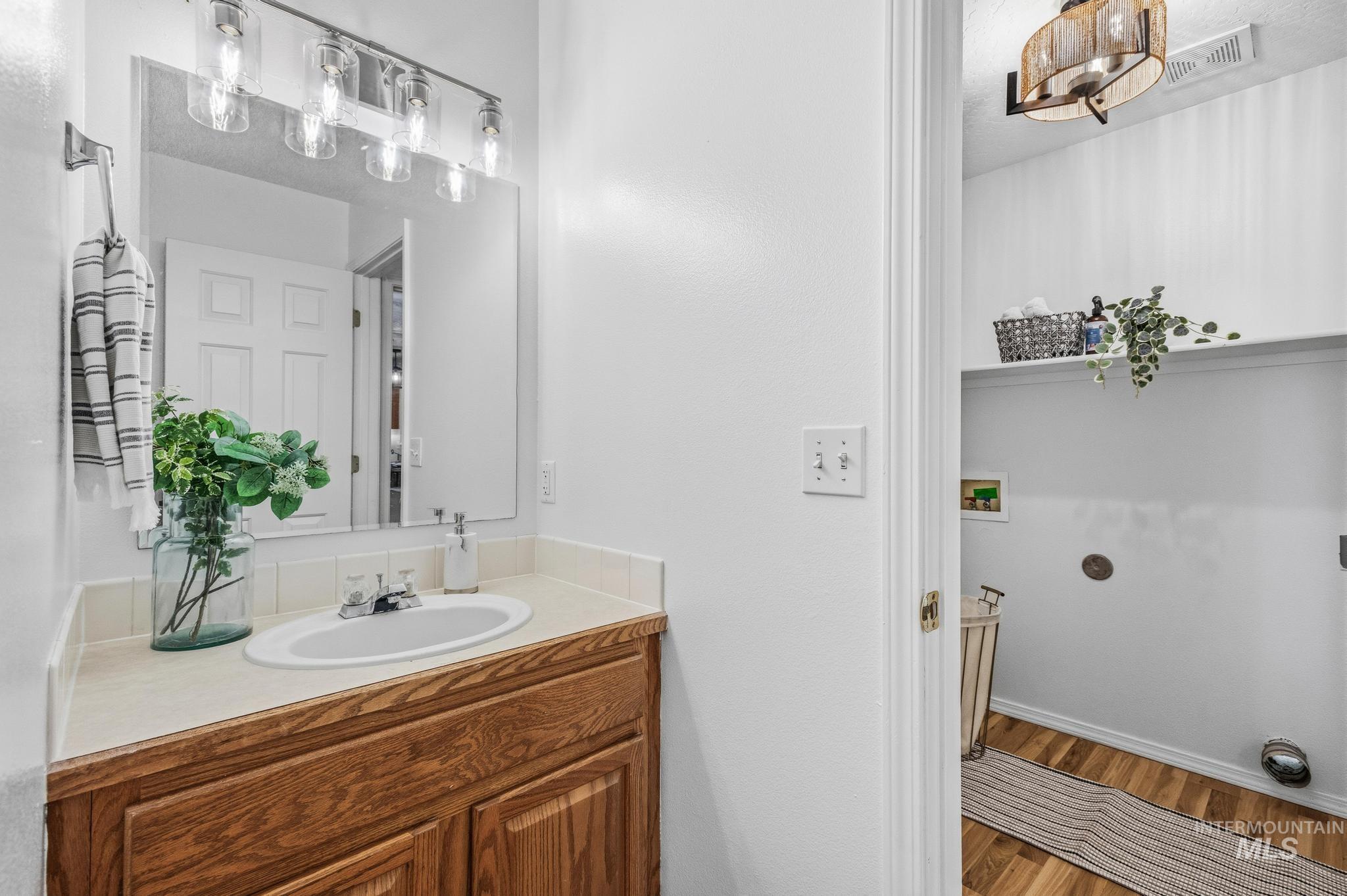 312 E Snowy Owl Street Property Photo 17