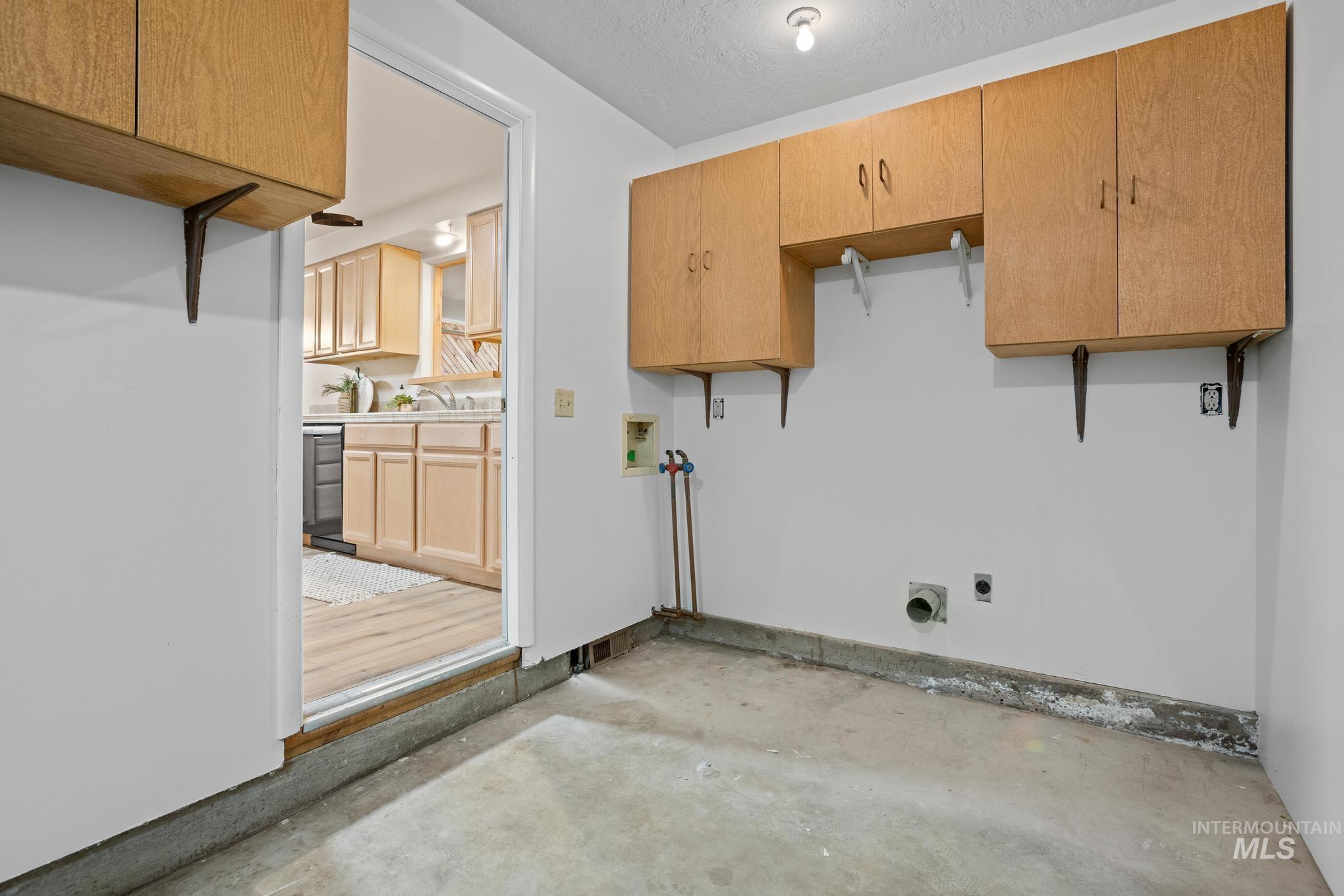 850 E Ironside Dr Property Photo 39