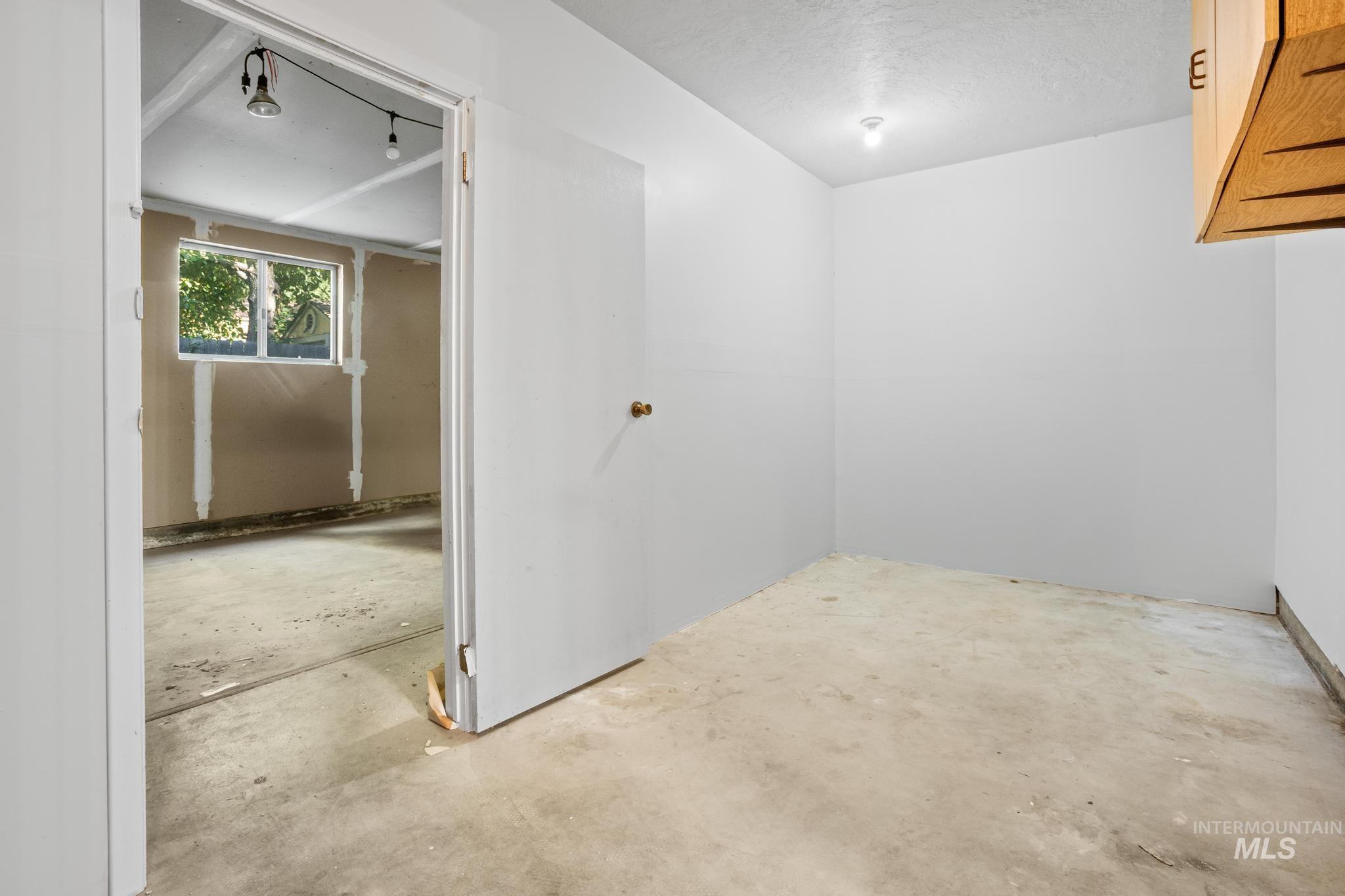 850 E Ironside Dr Property Photo 40