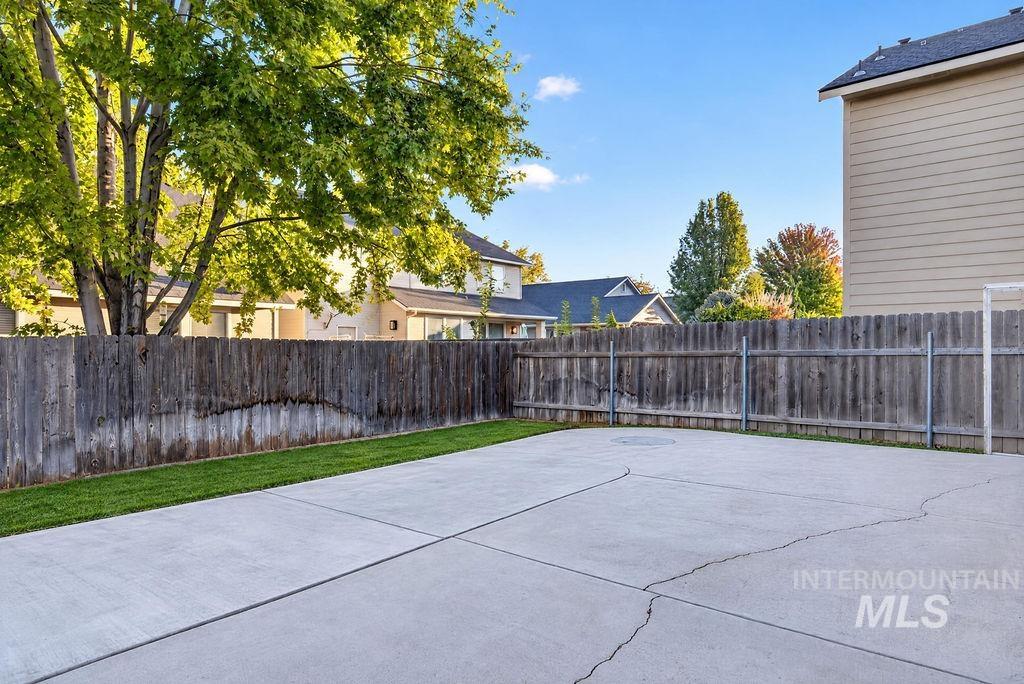 10062 W Littlewood St. Property Photo 49