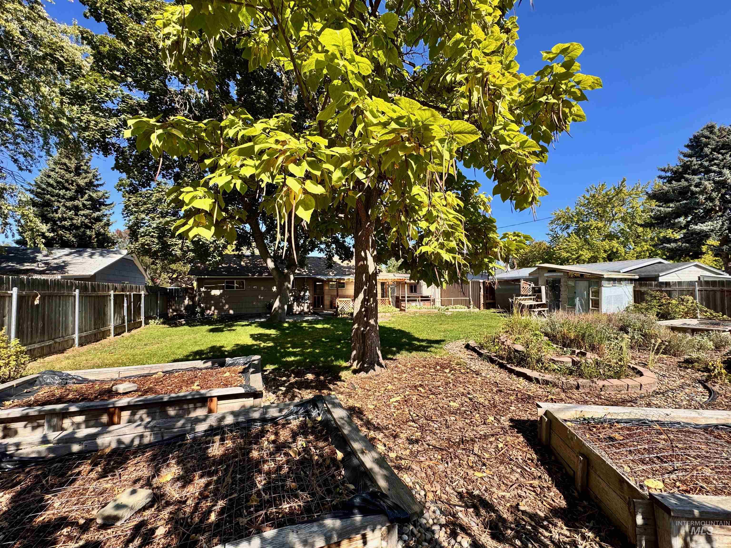 5605 W Kootenai St Property Photo 20