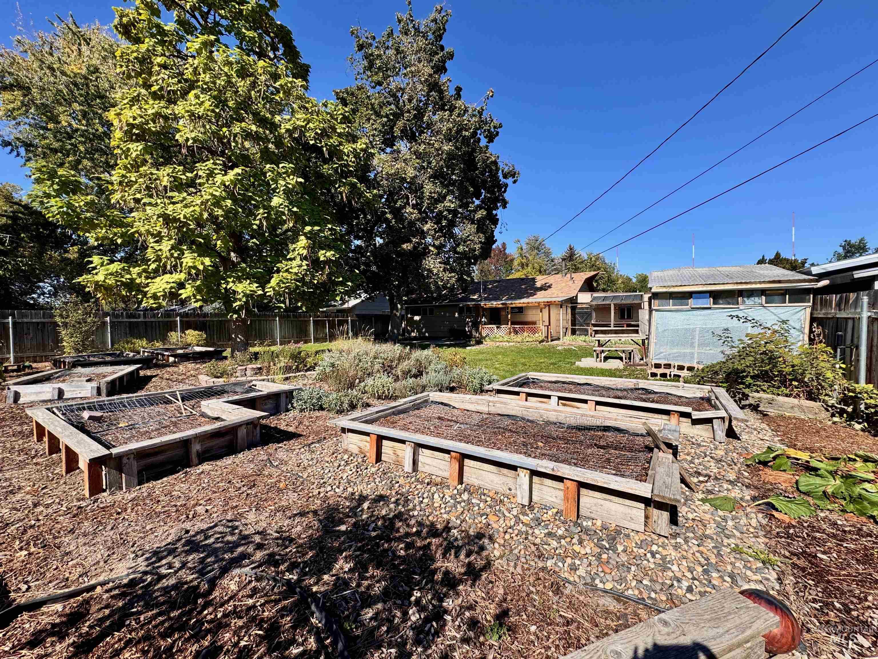 5605 W Kootenai St Property Photo 21