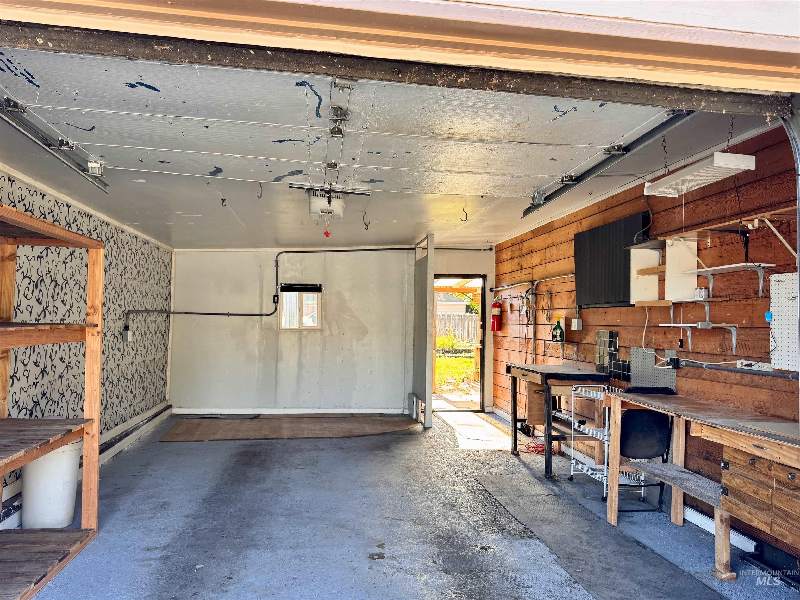 5605 W Kootenai St Property Photo 26