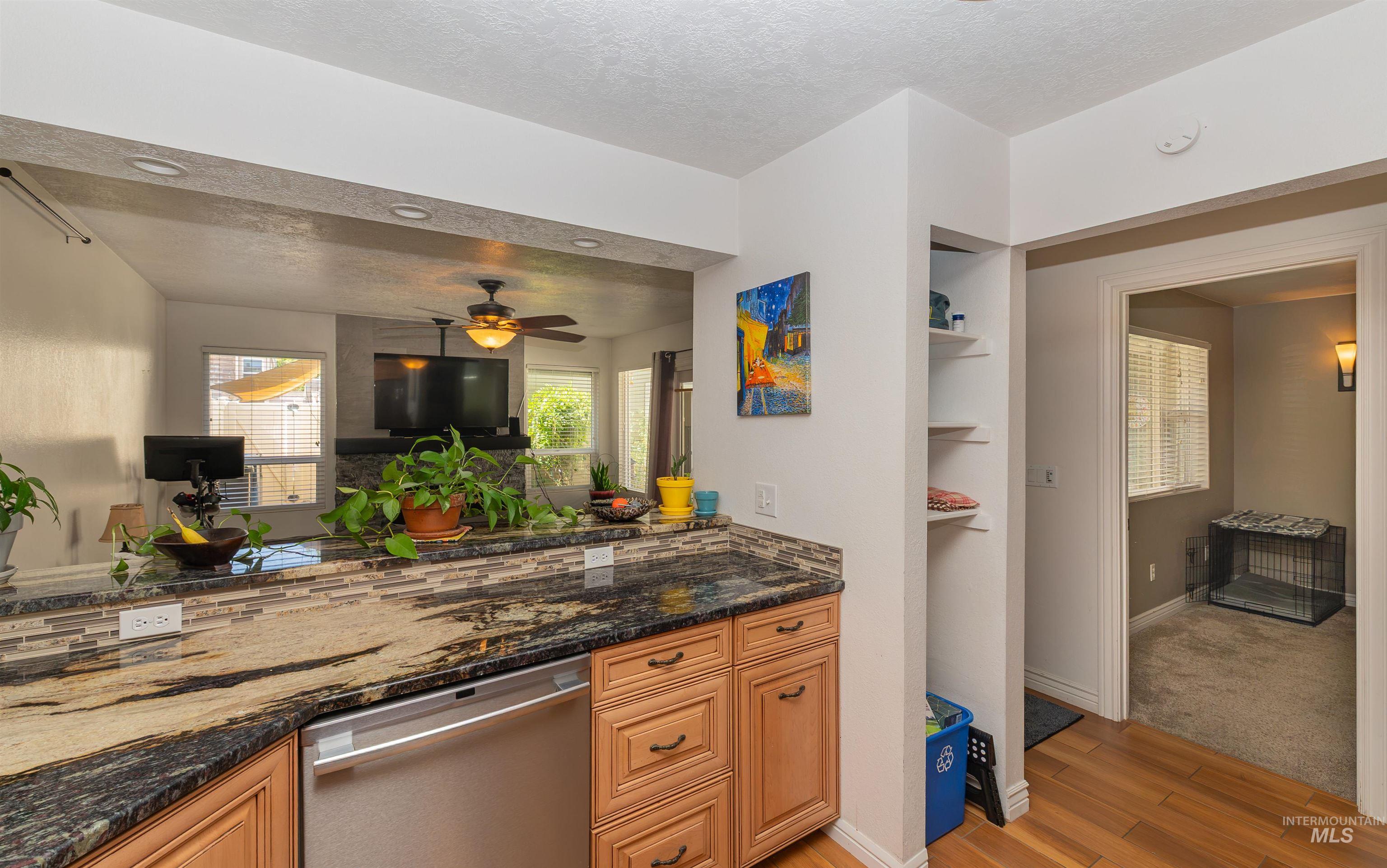 1130 N Imperial Lane Property Photo 4