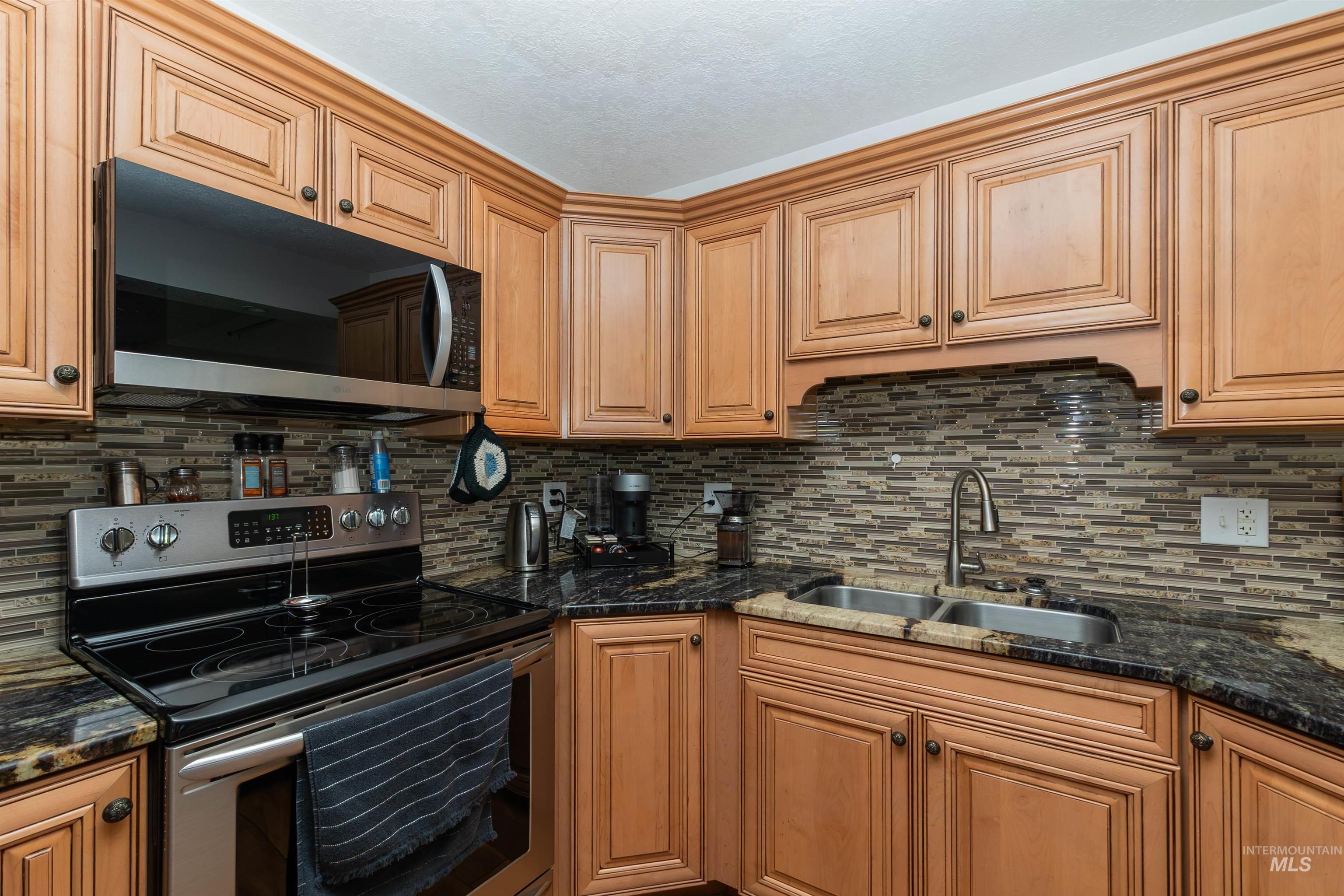 1130 N Imperial Lane Property Photo 5