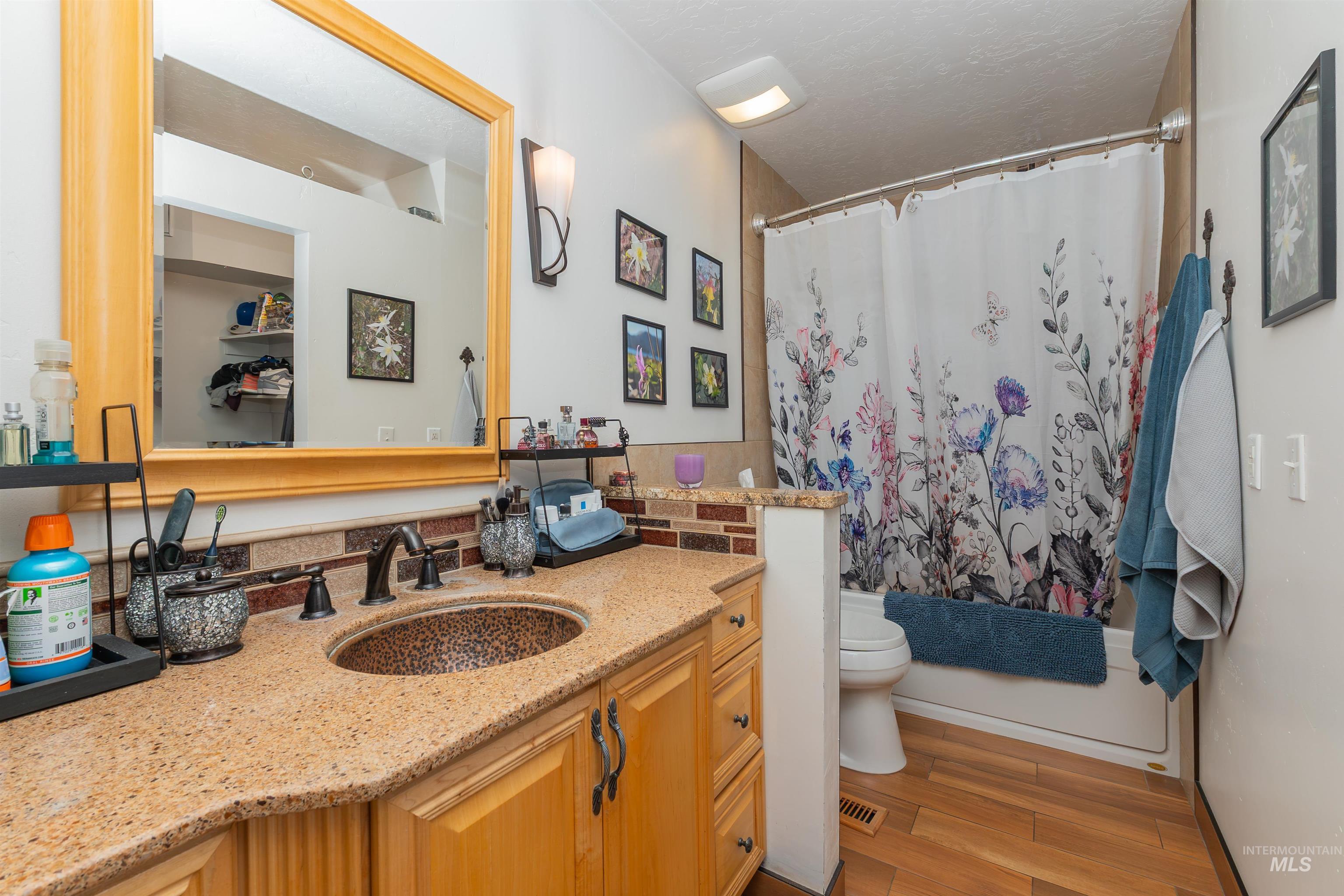 1130 N Imperial Lane Property Photo 13