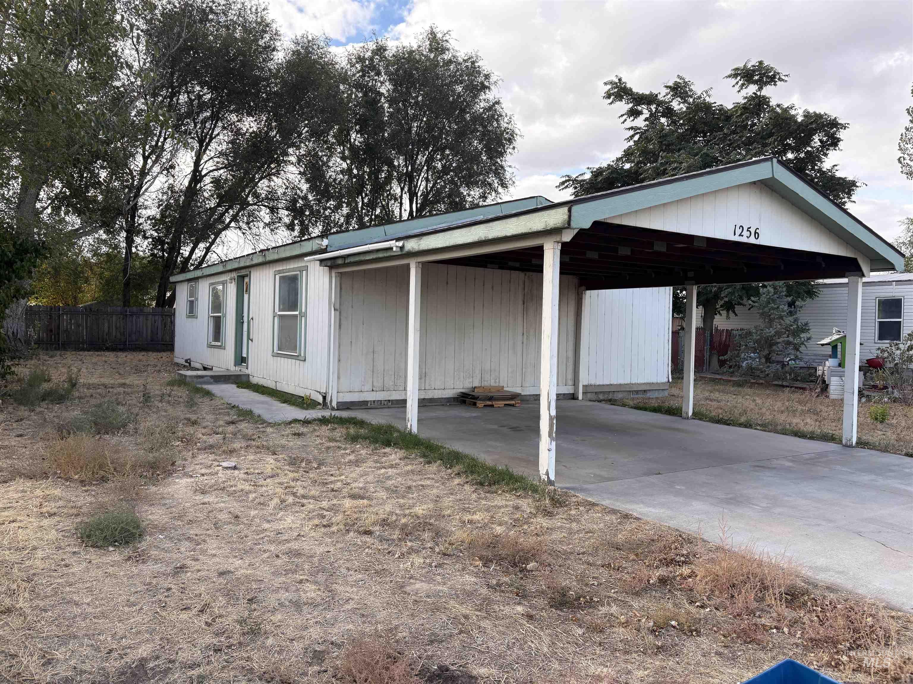 1256 Se 9th Ave Property Photo 1