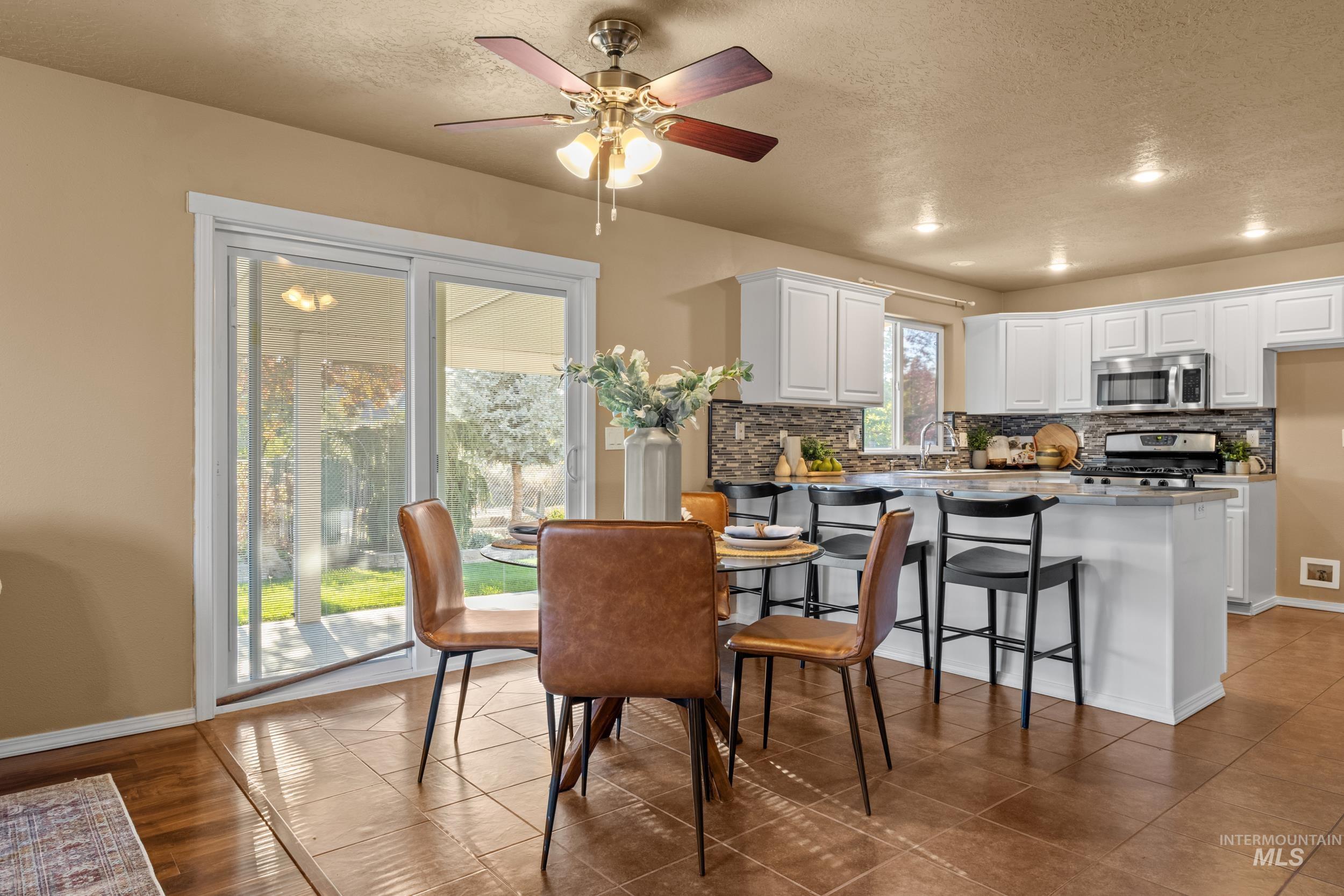 3015 N Burley Way Property Photo 10