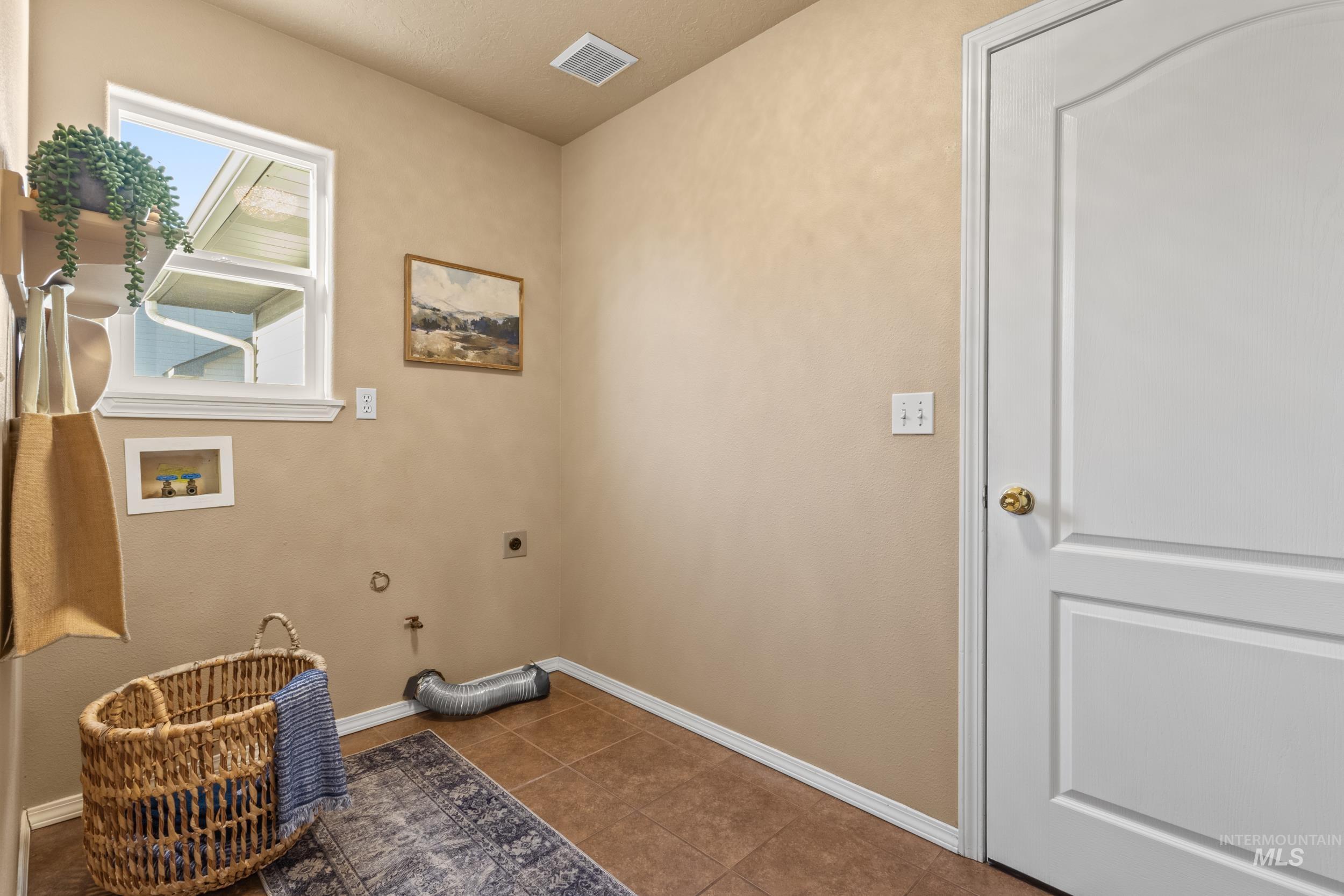 3015 N Burley Way Property Photo 17