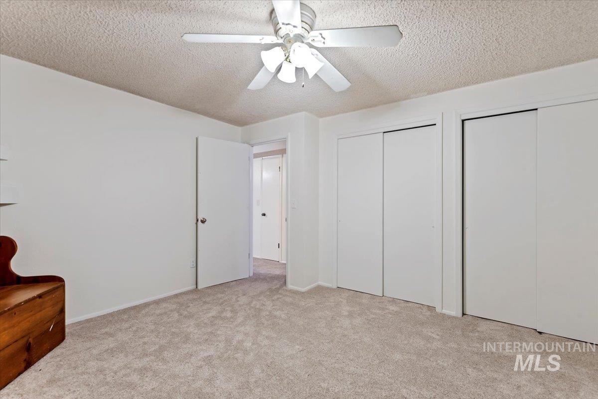 826 N Beachwood St Property Photo 32