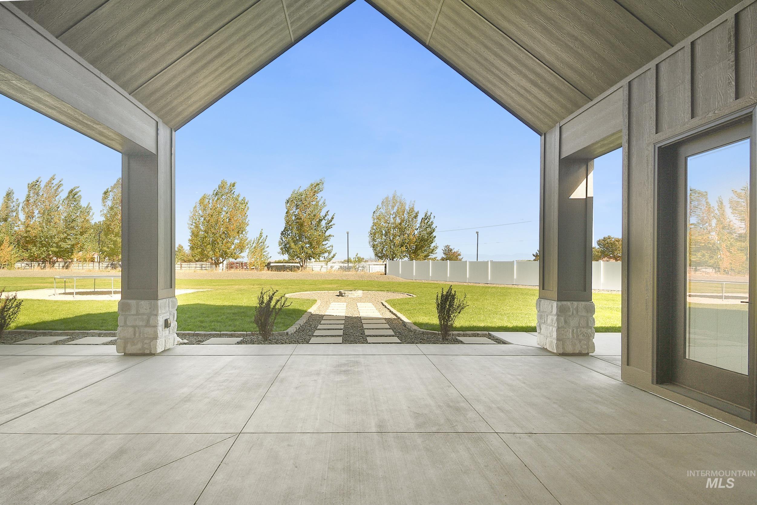 7792 E Windmill Ranch Ln Property Photo 41
