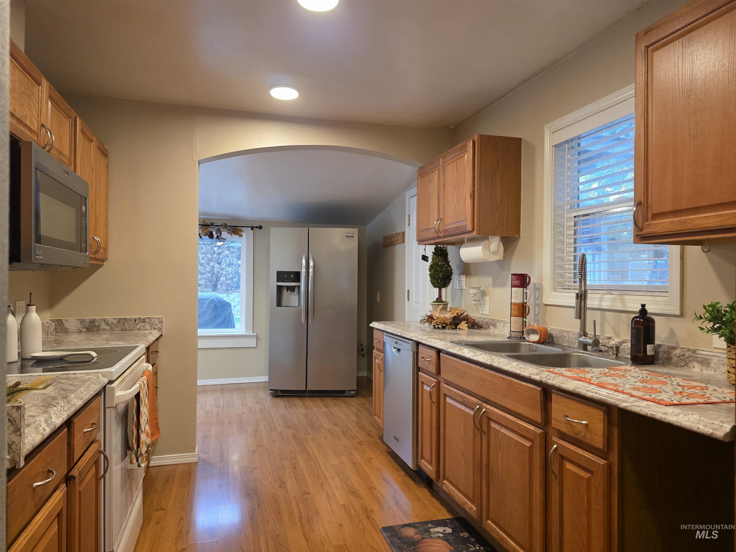 1375 Poplar Property Photo 8