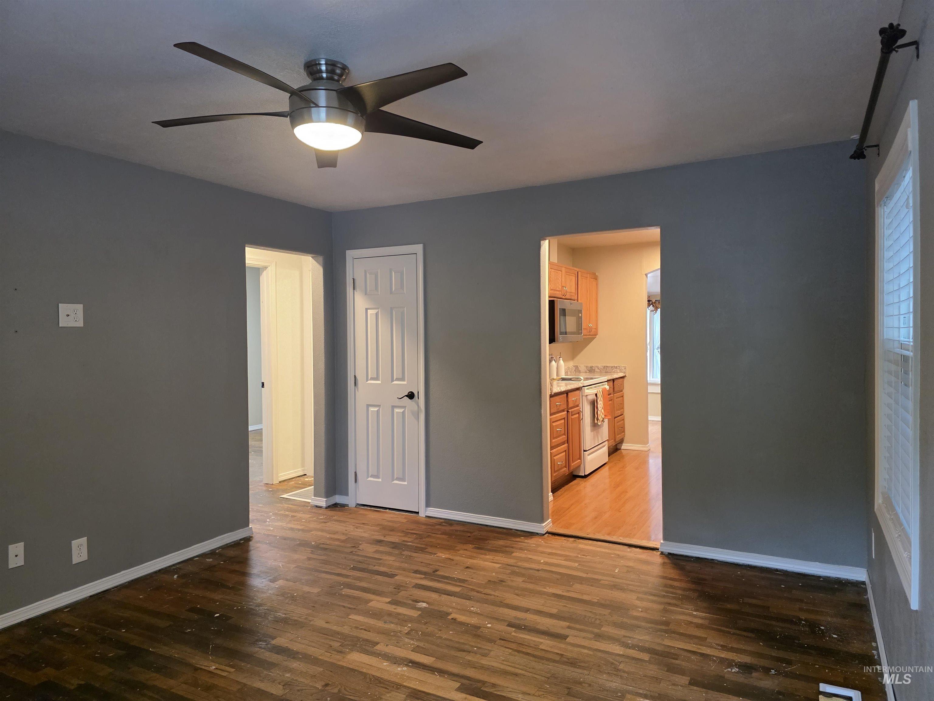 1375 Poplar Property Photo 17