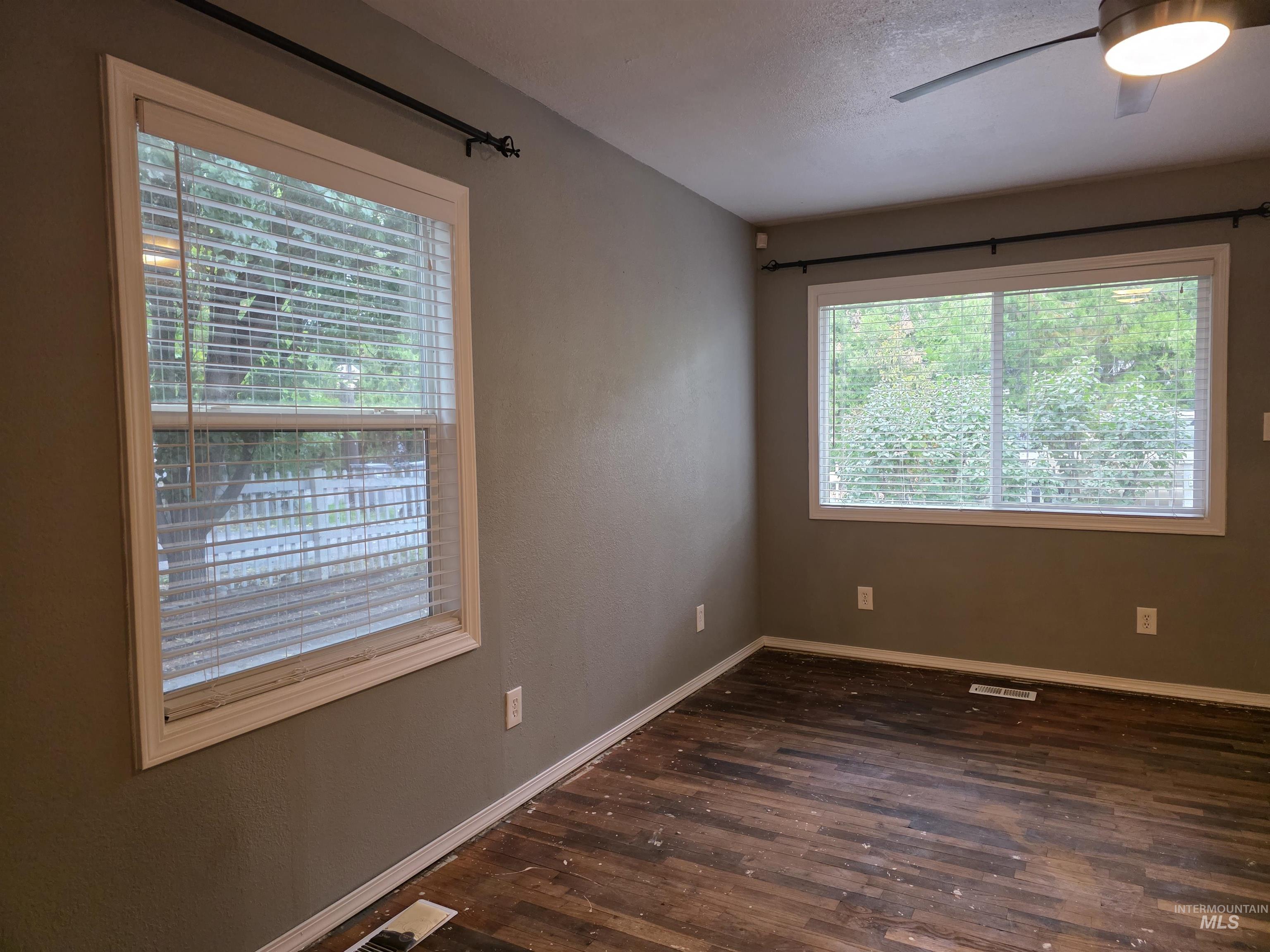 1375 Poplar Property Photo 20