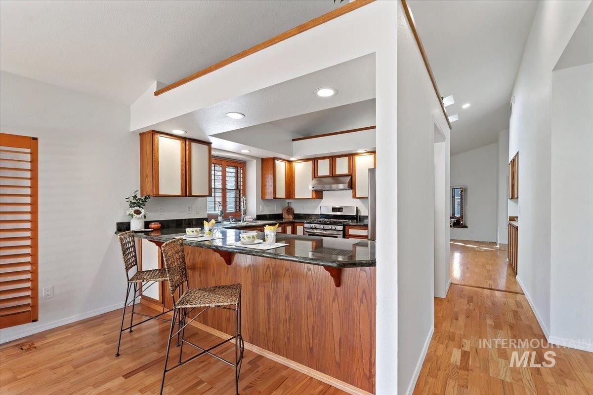 1260 E Woodvine Property Photo 32