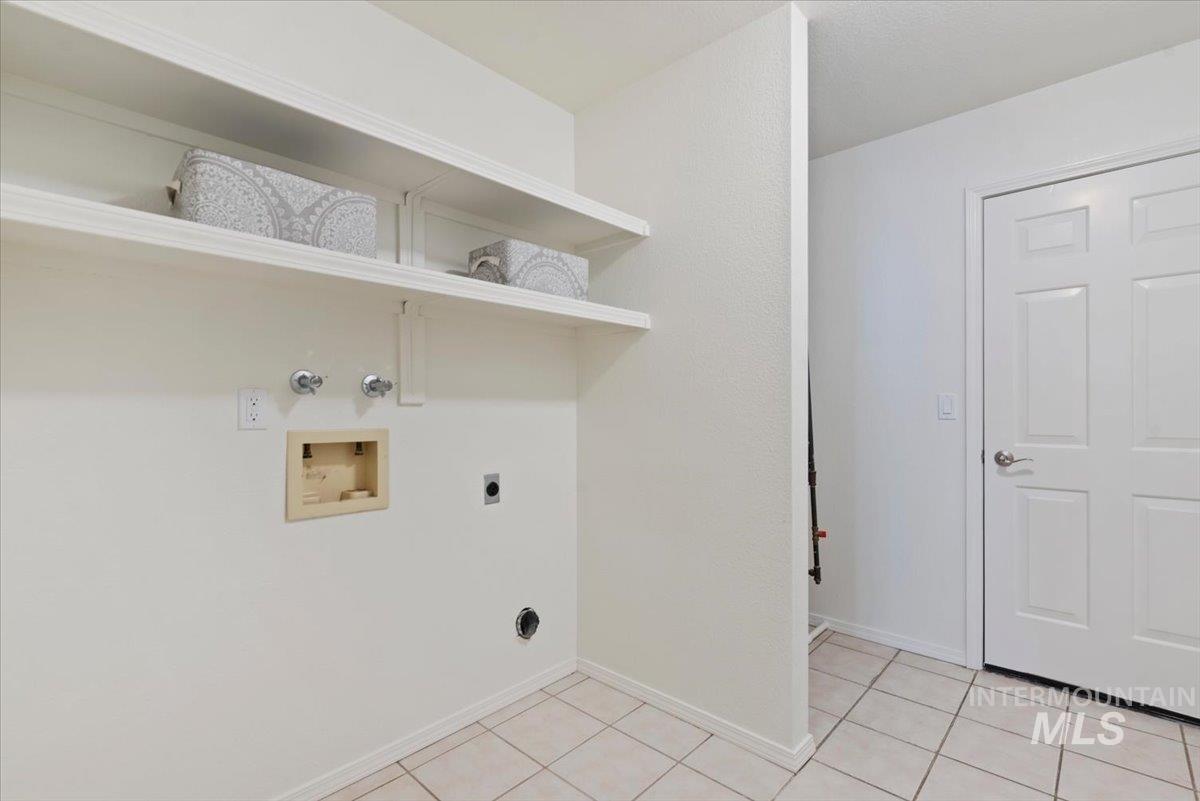 1260 E Woodvine Property Photo 47