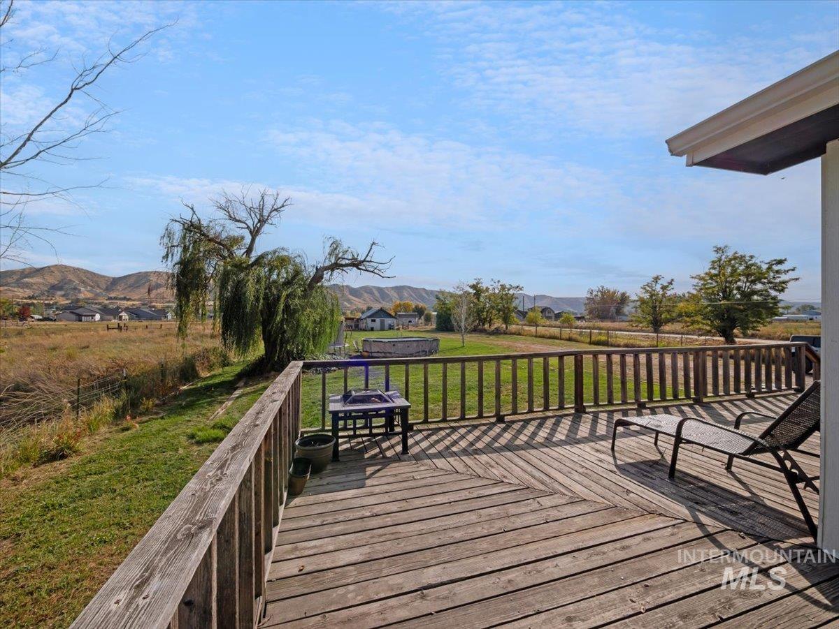575 W Sales Yard Rd Property Photo 11