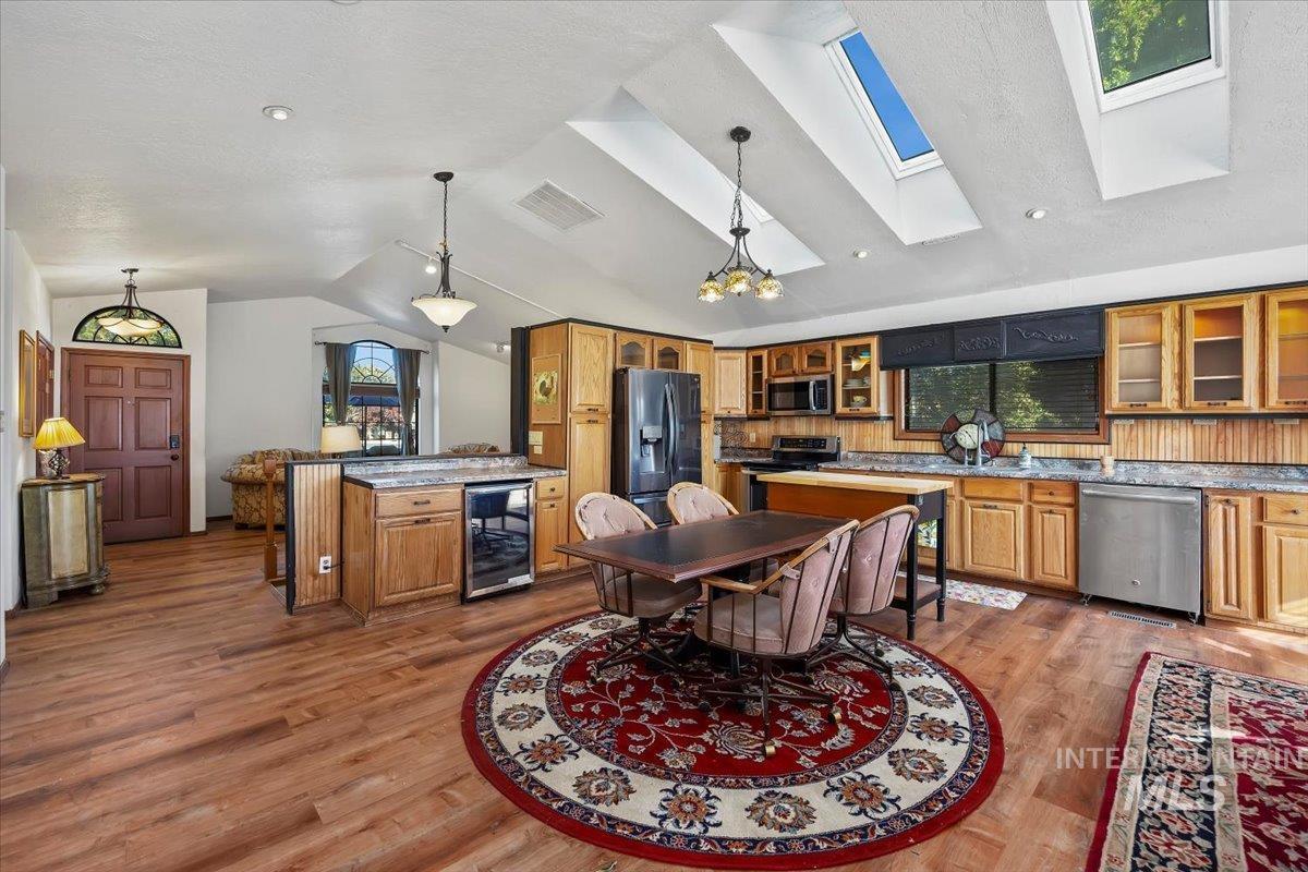 480 Carriage Lane Property Photo 8