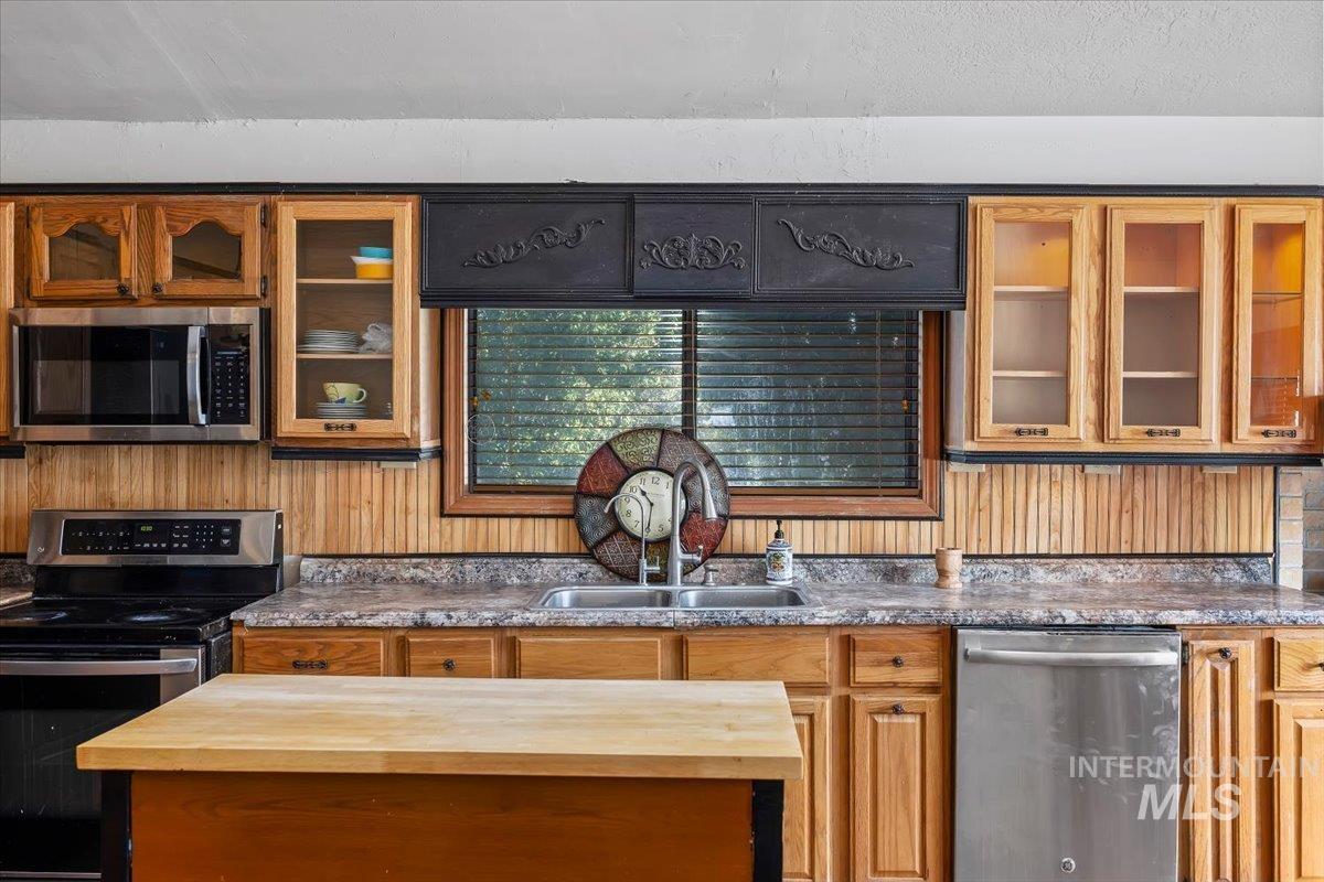 480 Carriage Lane Property Photo 11