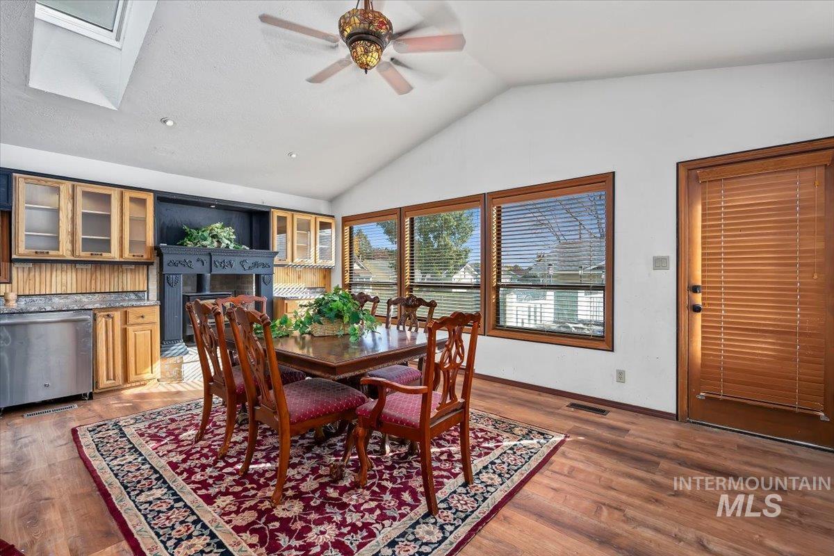 480 Carriage Lane Property Photo 13