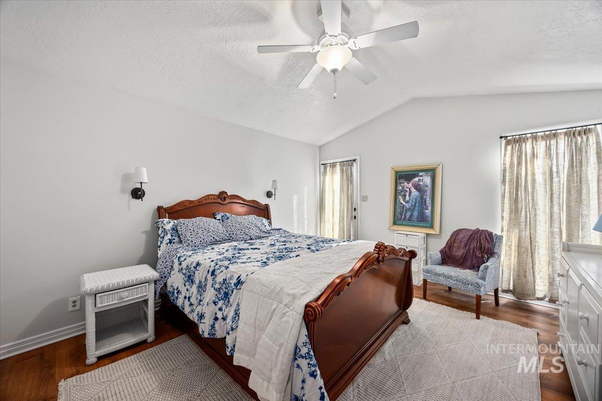 480 Carriage Lane Property Photo 17