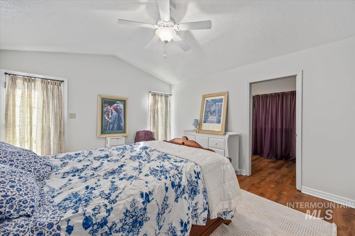 480 Carriage Lane Property Photo 18