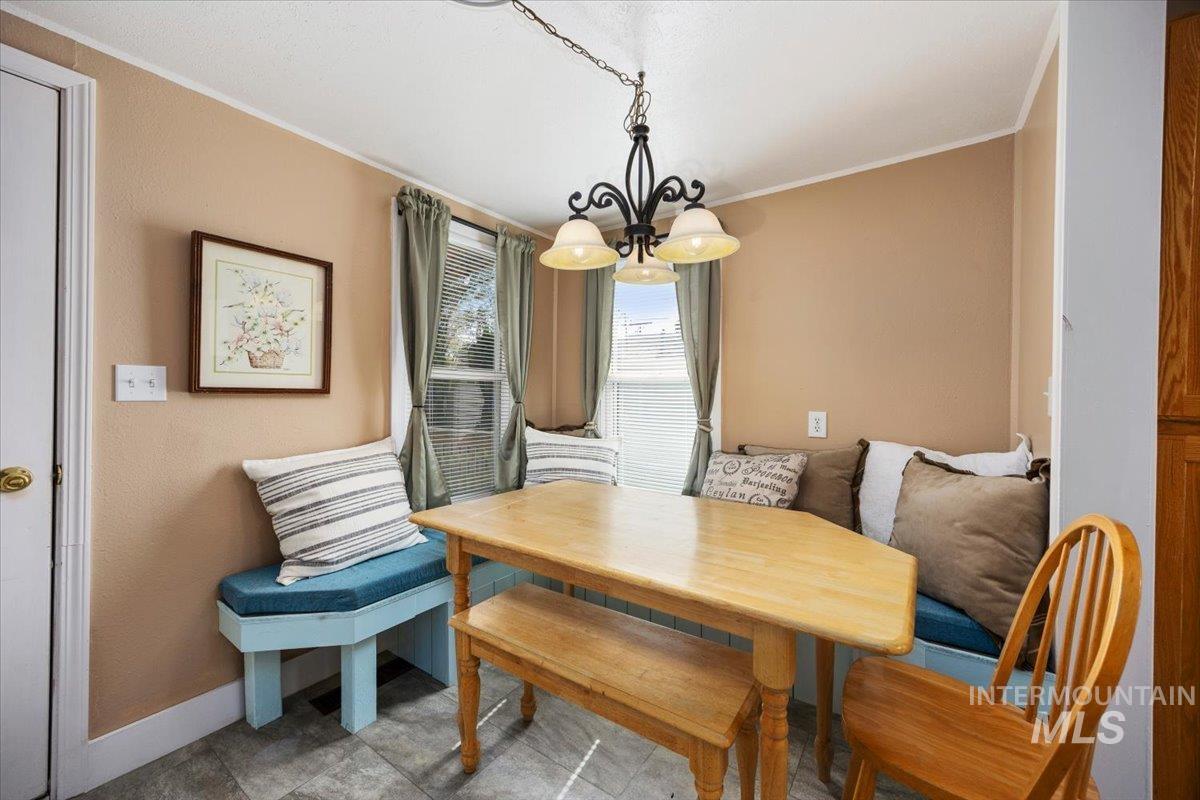 1010 E Property Photo 15