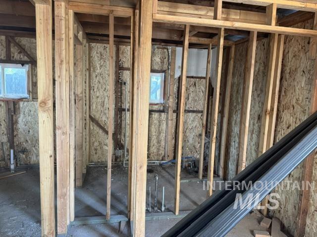 575 S 10th E Property Photo 11
