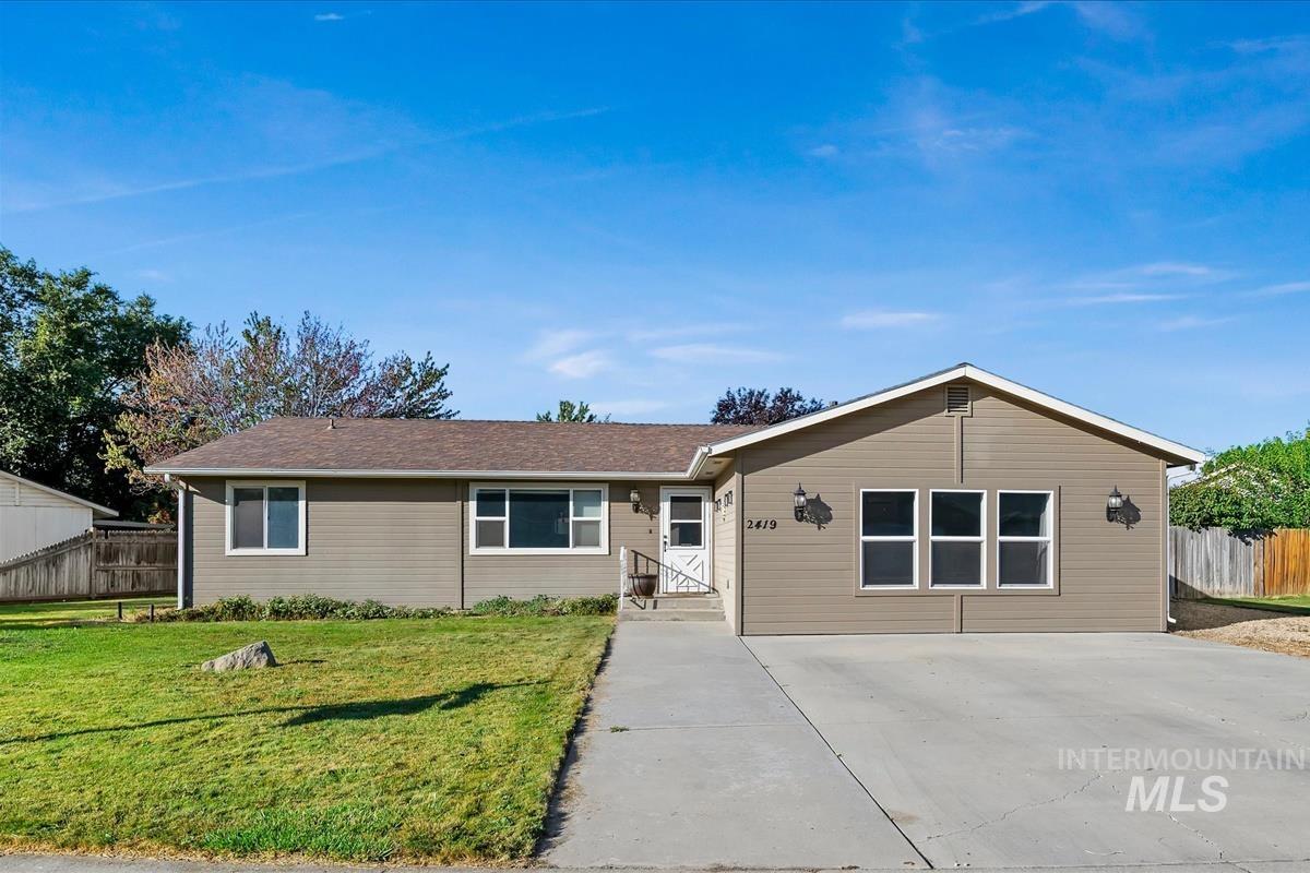 2419 Sagittarius Dr Property Photo 1
