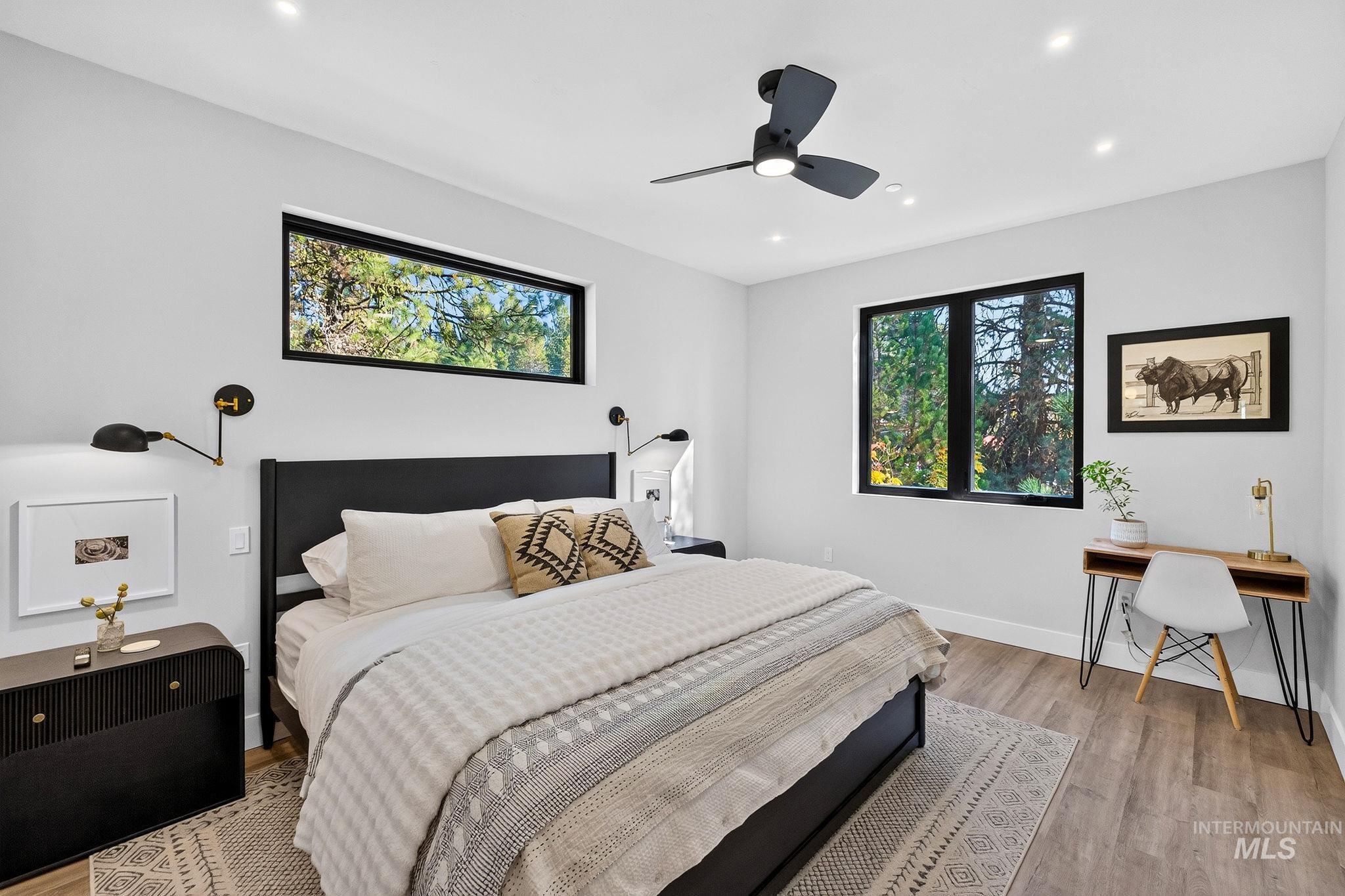1111 Knowles Road Property Photo 16