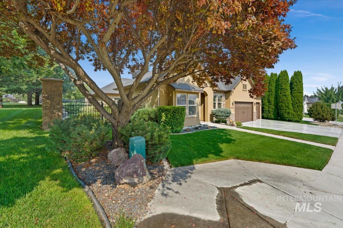 15531 Sequoia Grove Way Property Photo 3