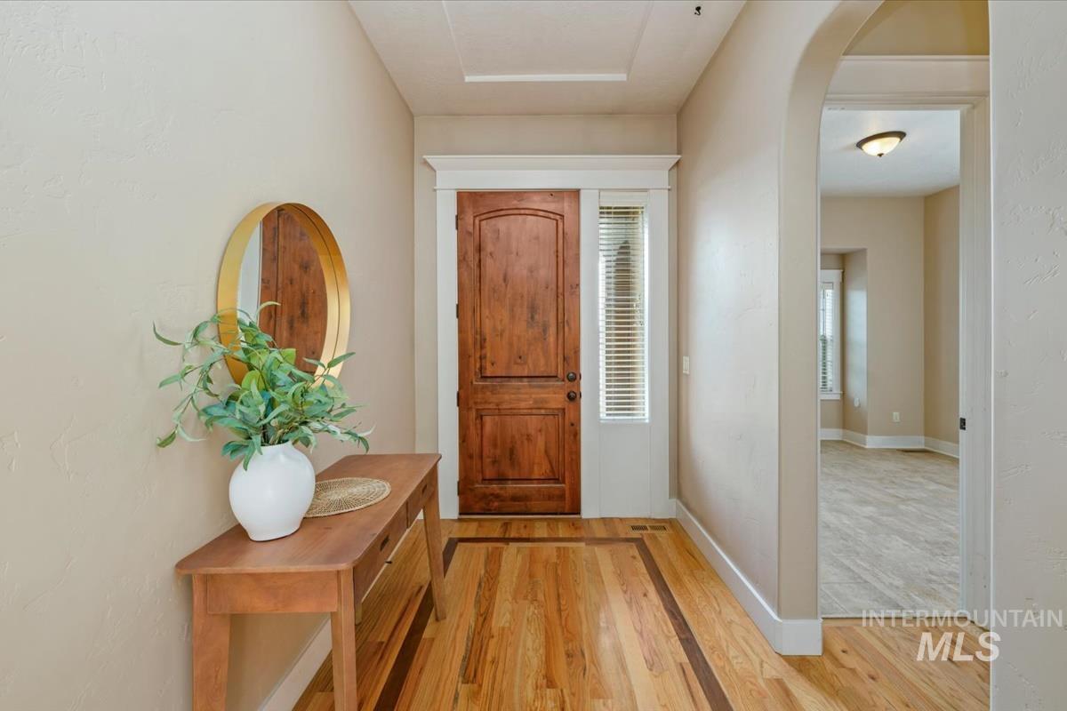 15531 Sequoia Grove Way Property Photo 5
