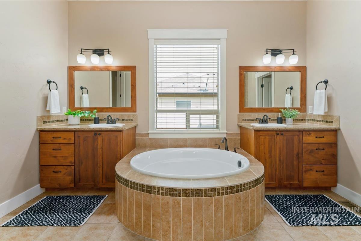 15531 Sequoia Grove Way Property Photo 31