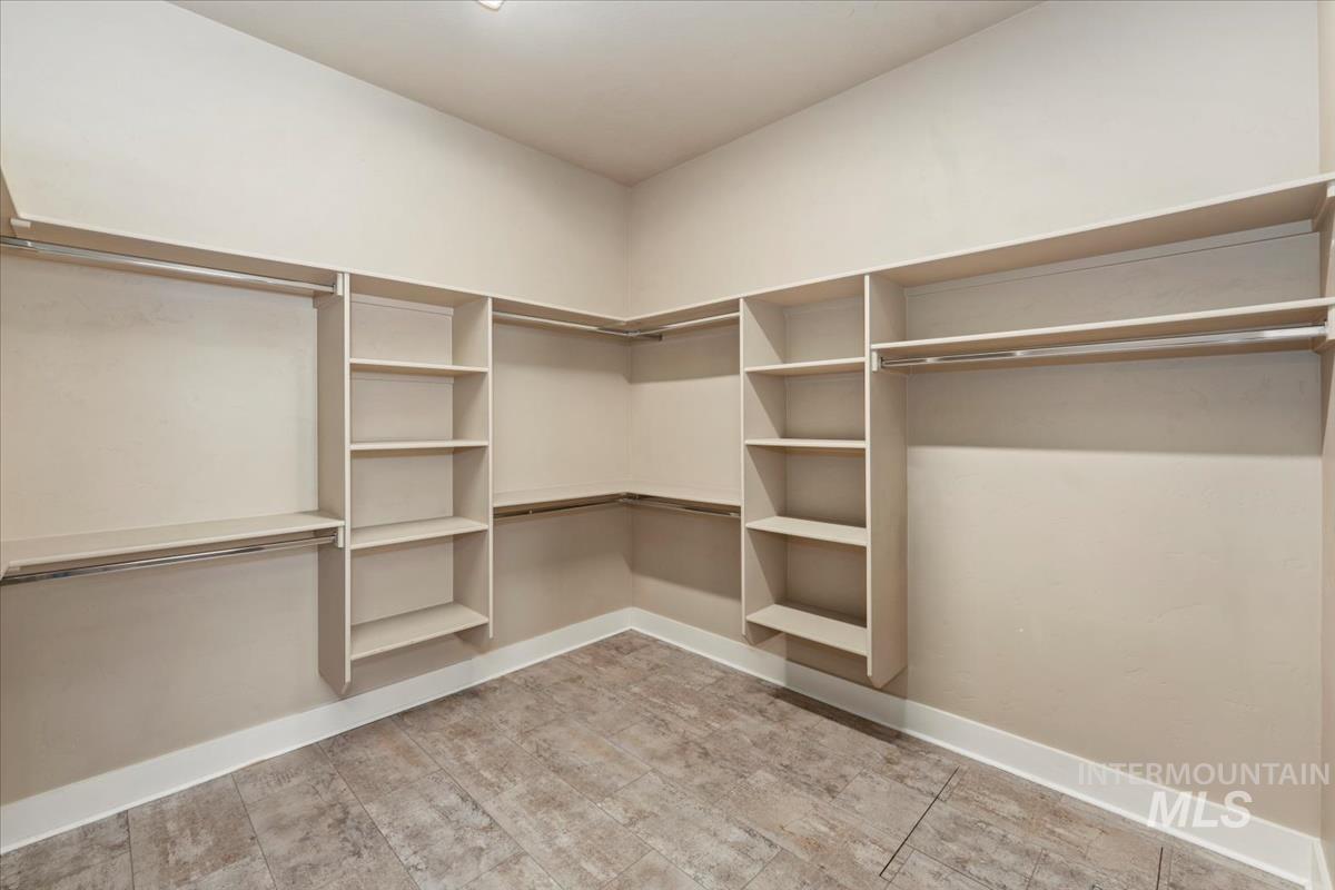 15531 Sequoia Grove Way Property Photo 34
