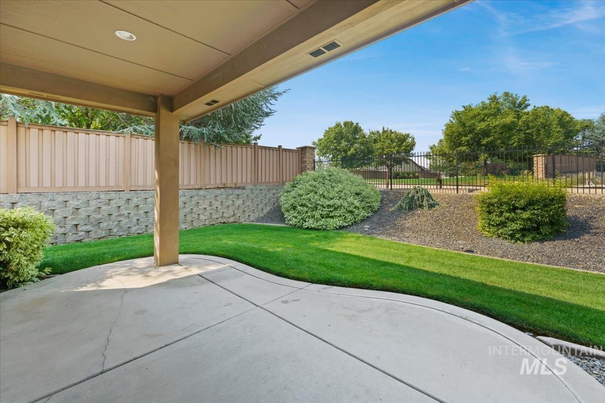 15531 Sequoia Grove Way Property Photo 39