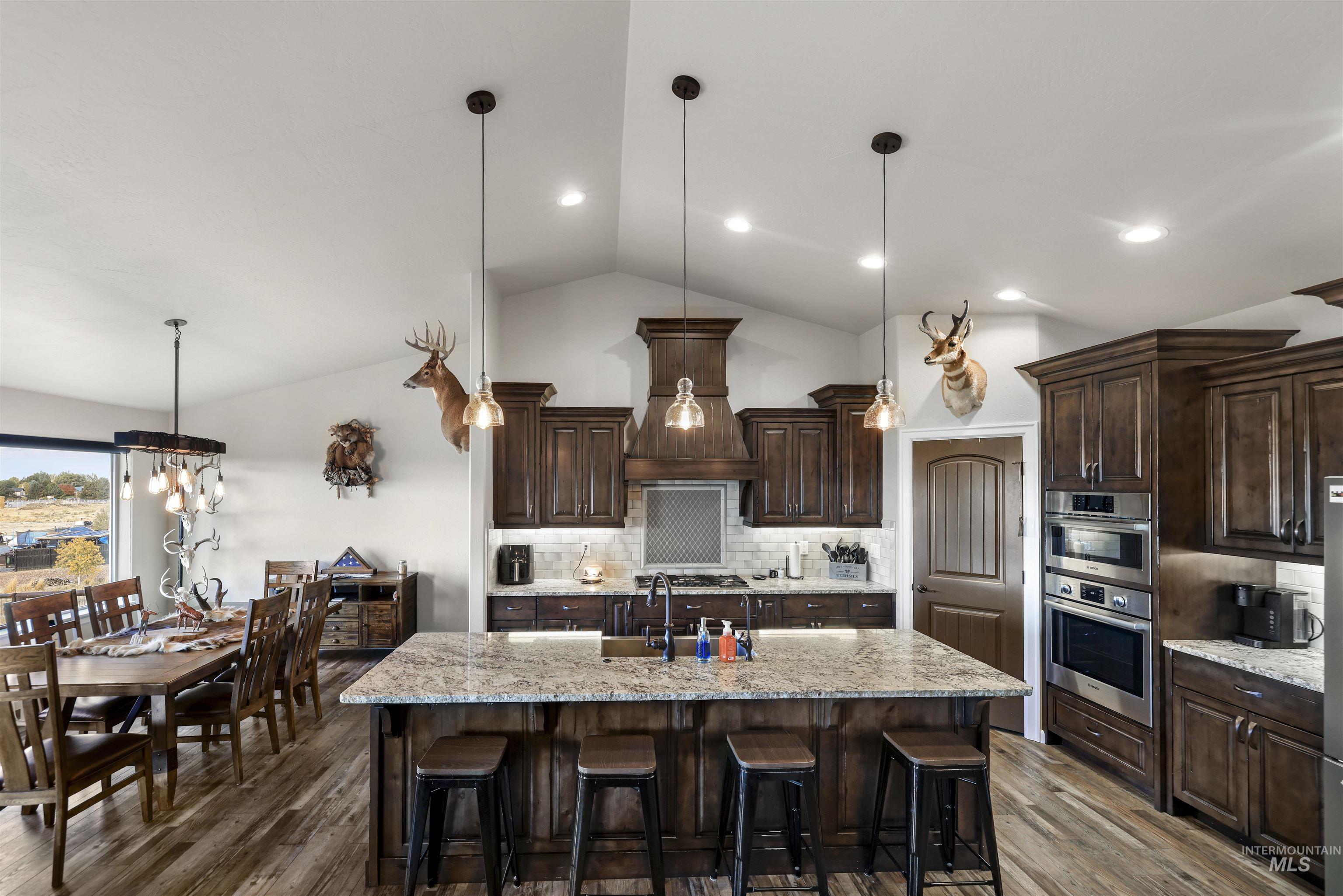 583 Smokey Mountain Property Photo 8