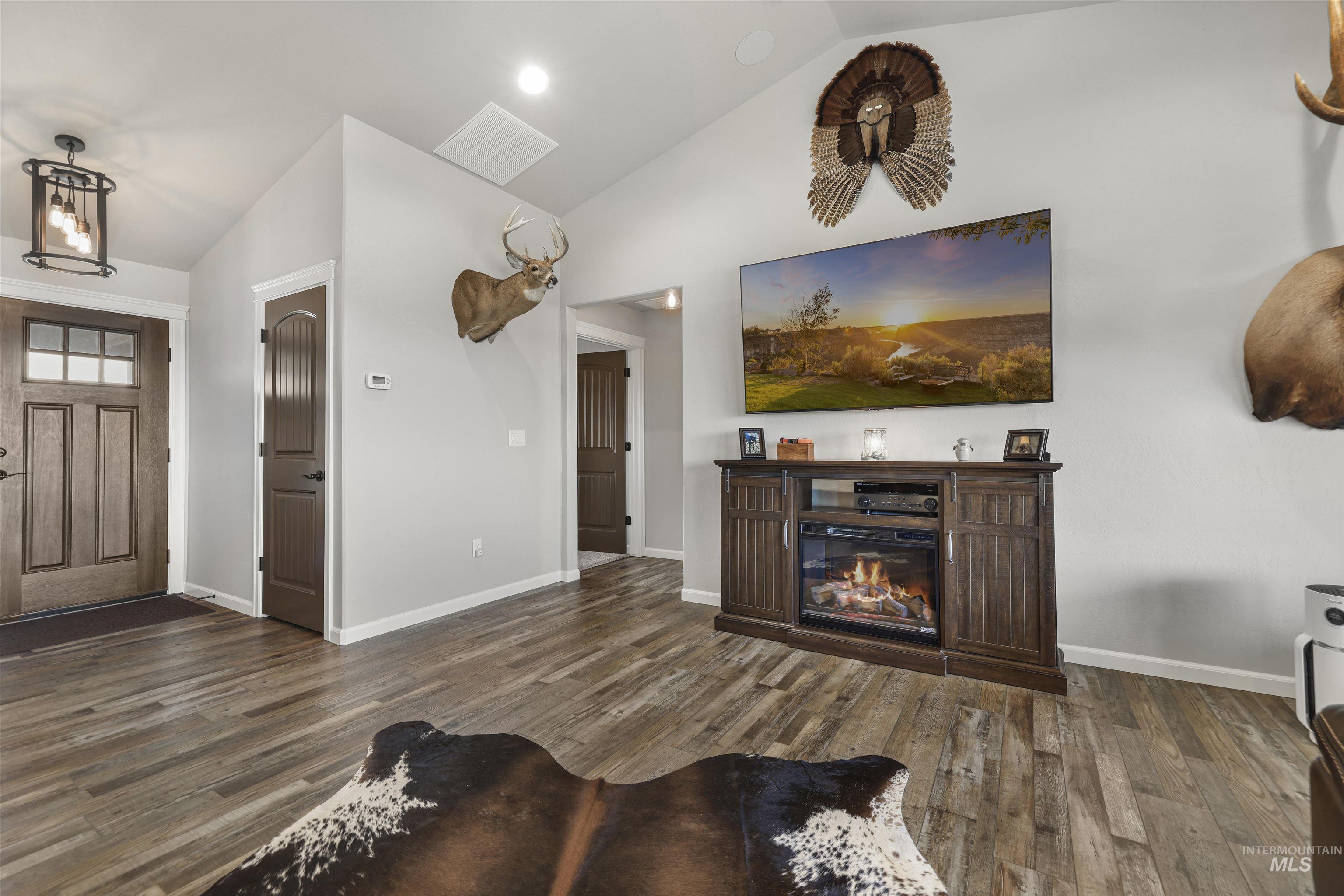 583 Smokey Mountain Property Photo 16