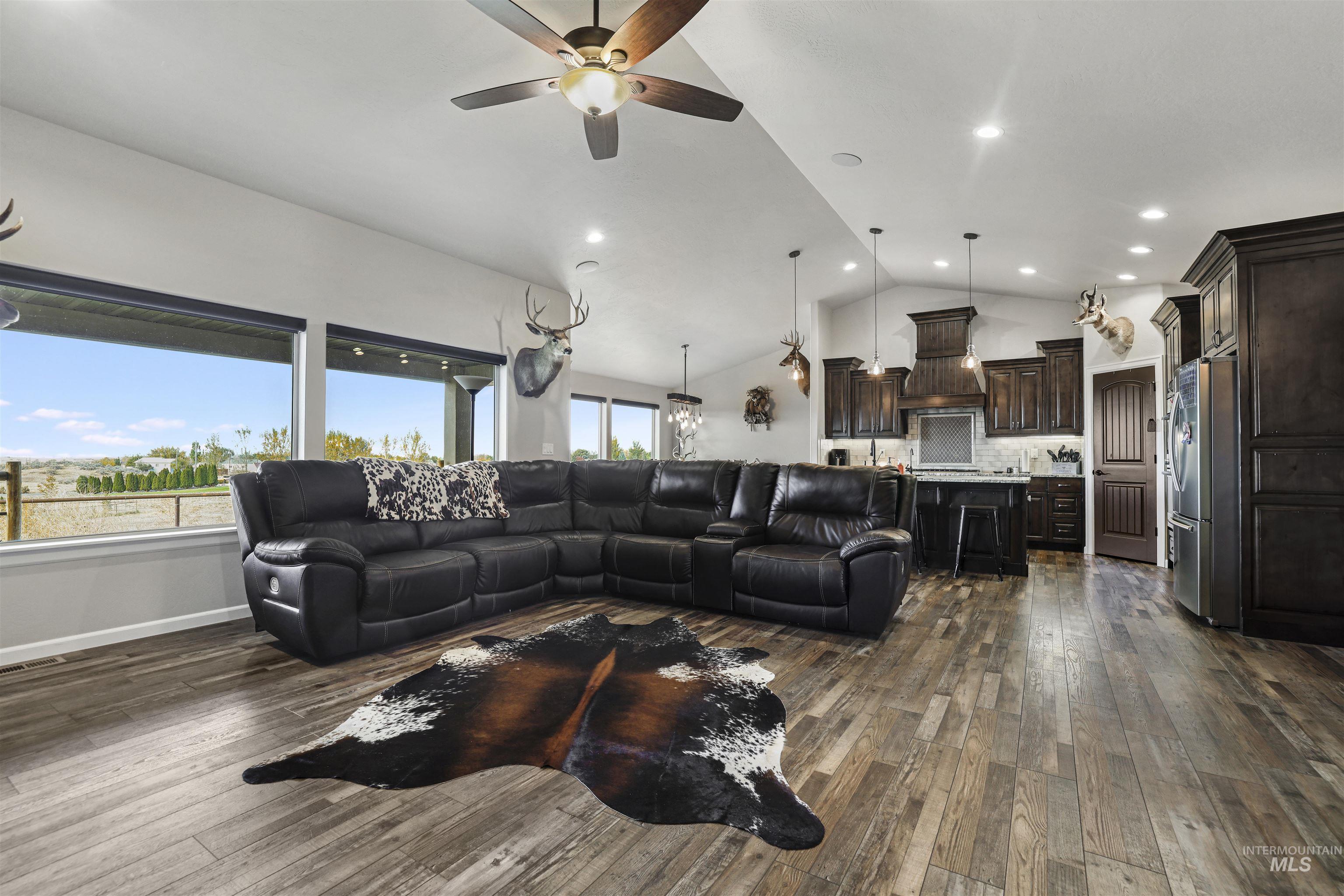 583 Smokey Mountain Property Photo 17